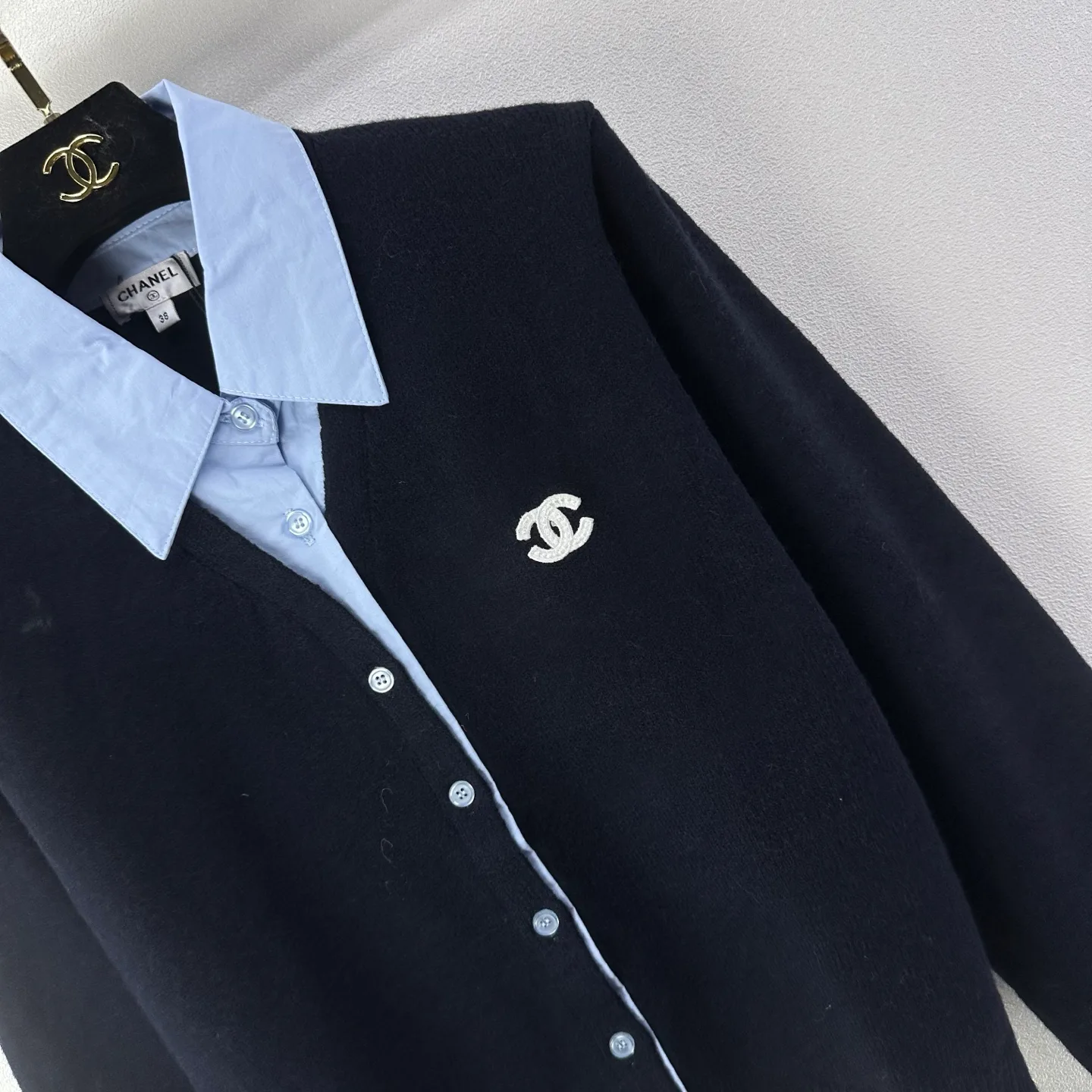 Women's Jumpers And Sweaters CHANEL 18363052