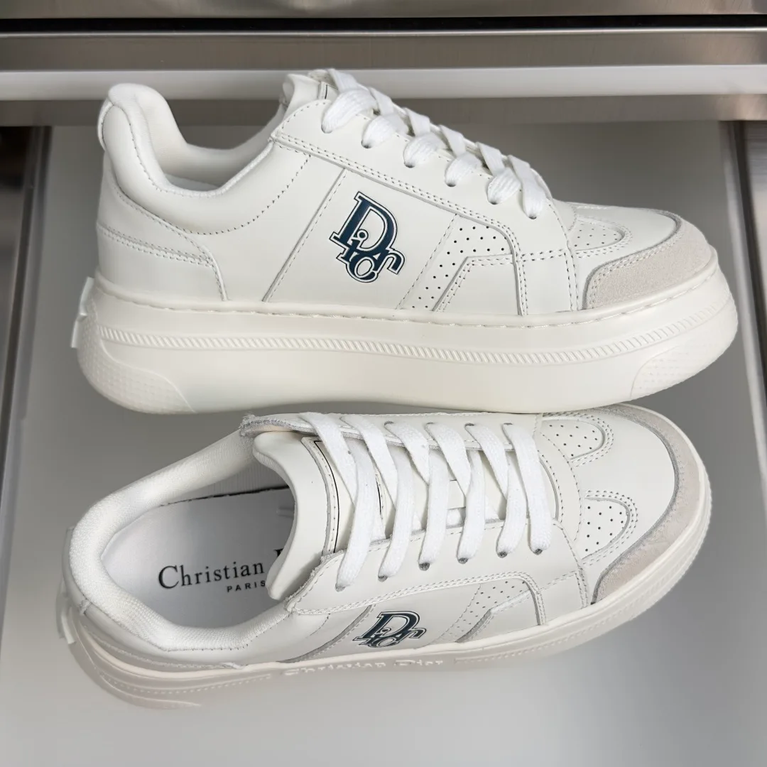 Women's Sneakers CHRISTIAN DIOR 17772000