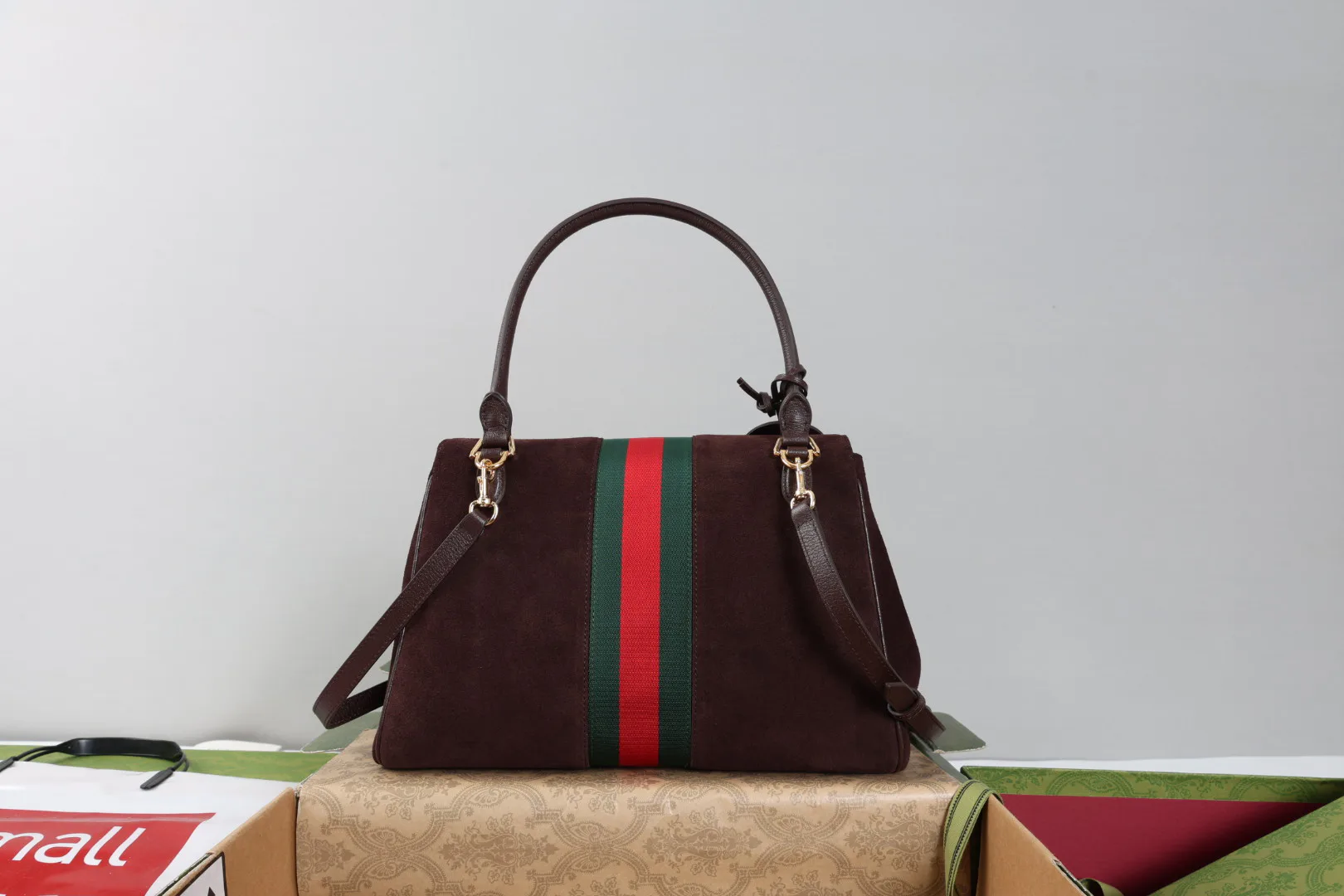 Women's Classic Handbags GUCCI 18250564