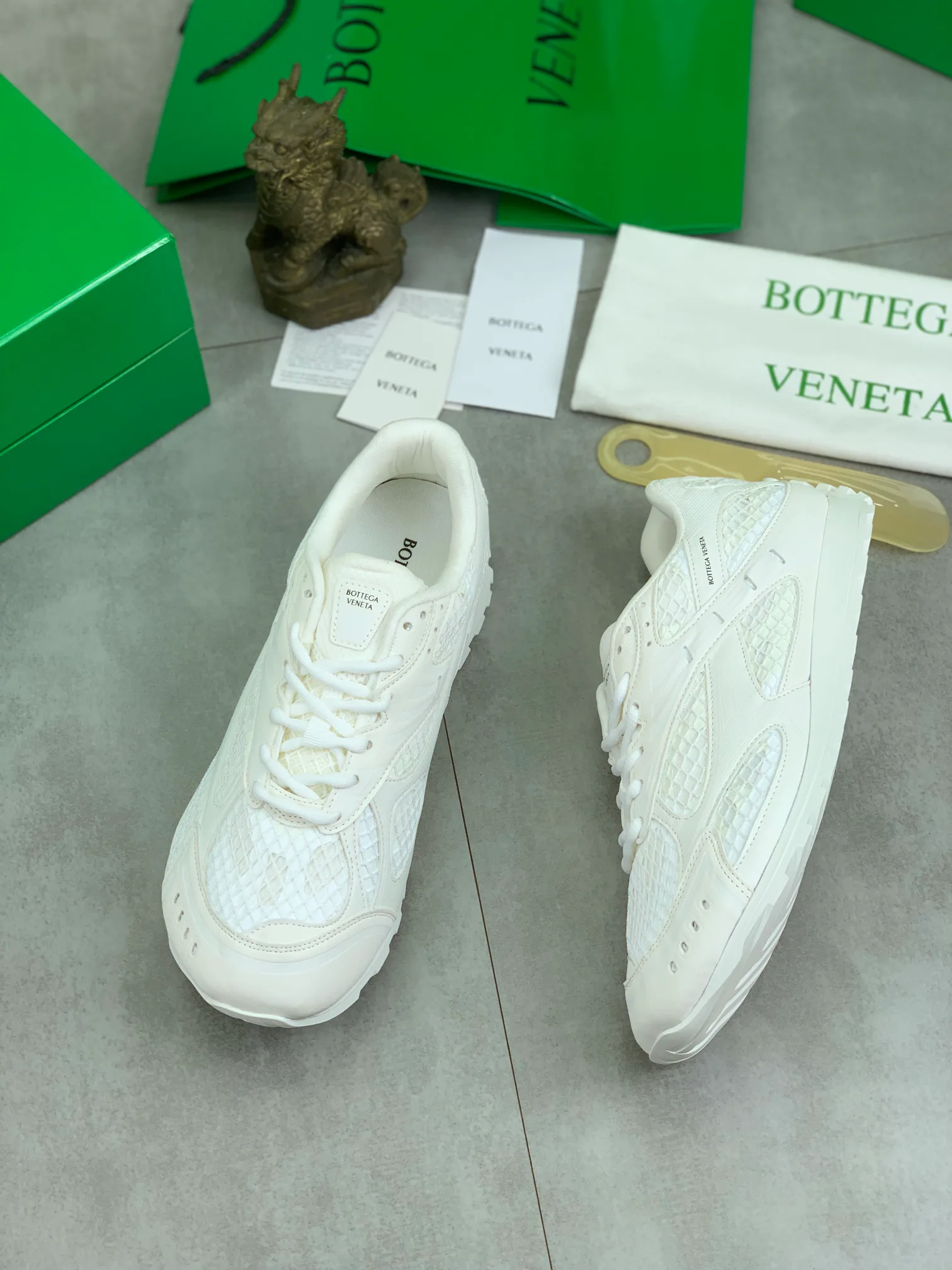 Women's Sneakers BOTTEGA VENETA 18365167