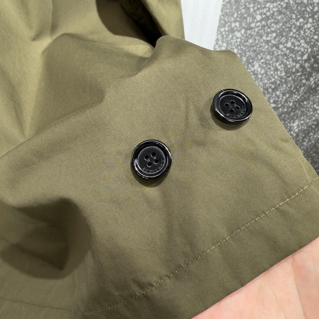 Men's Jackets And Down Jackets BURBERRY 17873334