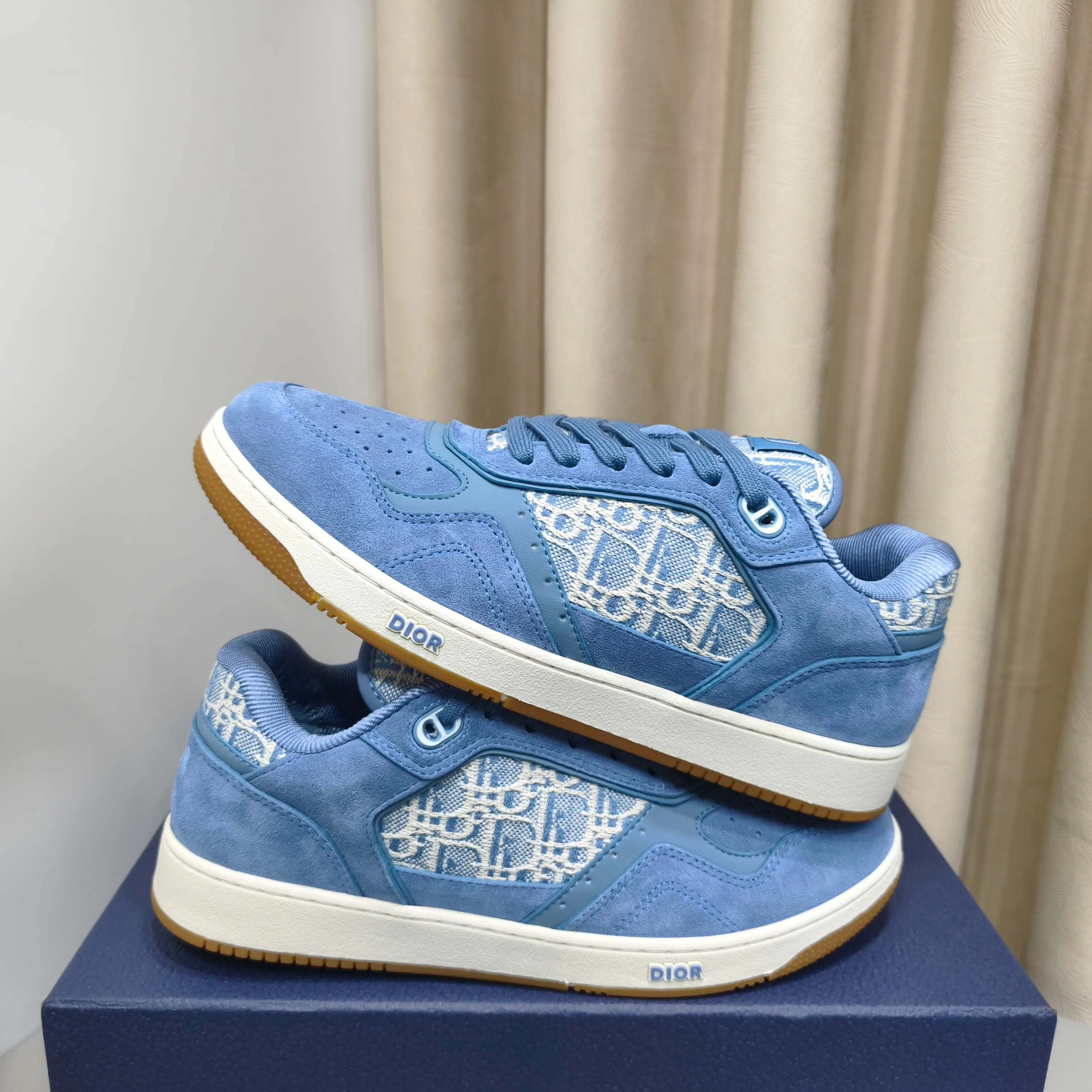 Women's Sneakers CHRISTIAN DIOR 17988876