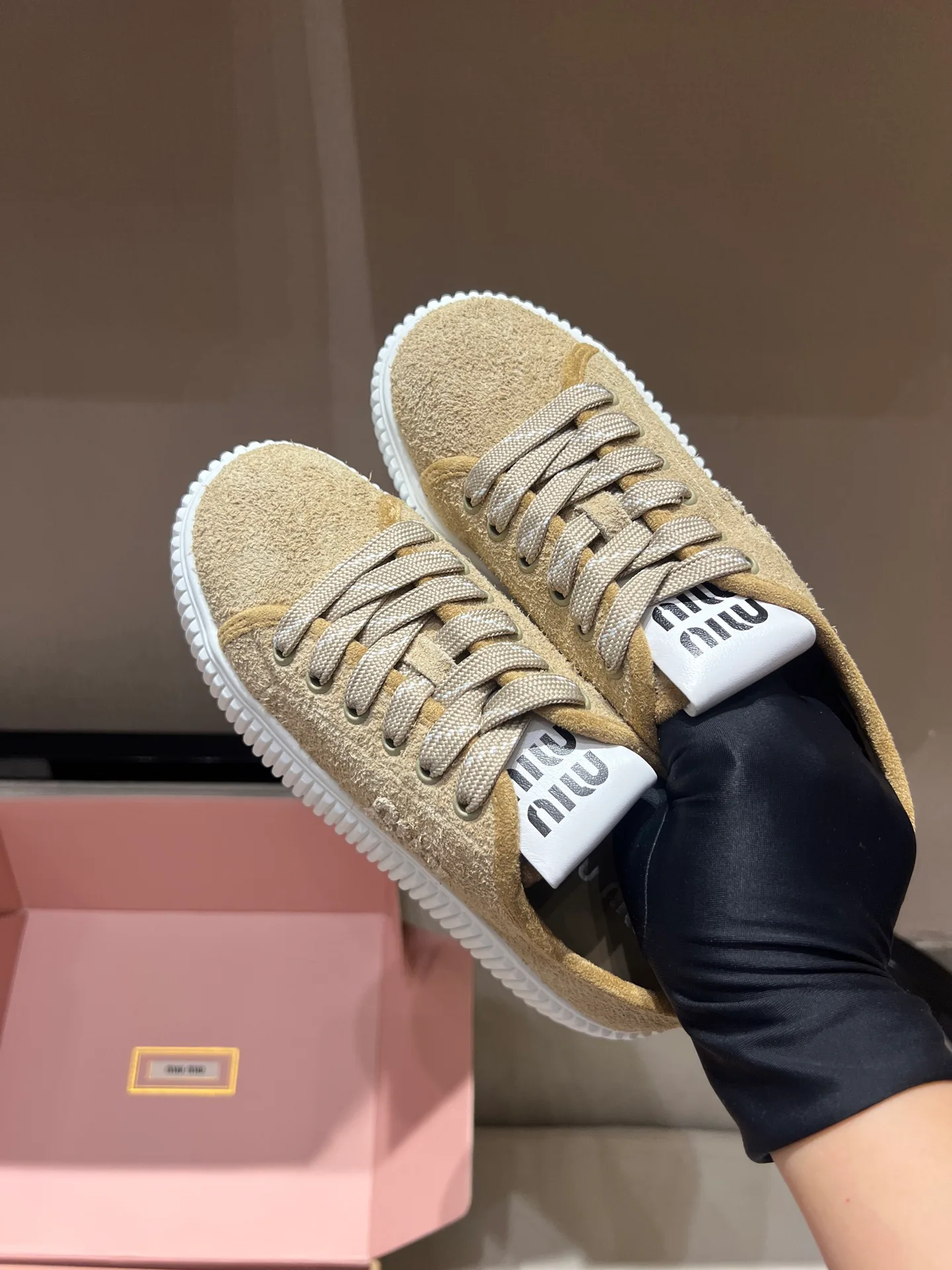 Women's Sneakers MIU MIU 18020239