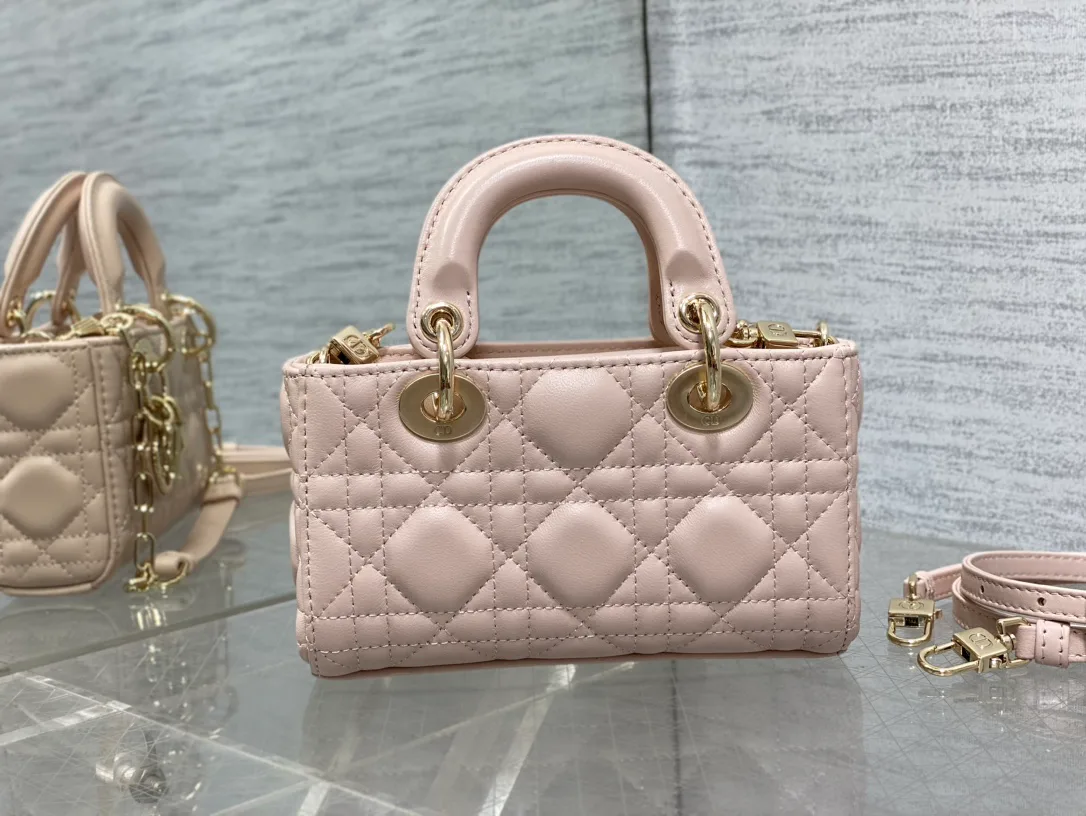 Women's Classic Handbags CHRISTIAN DIOR 17770403