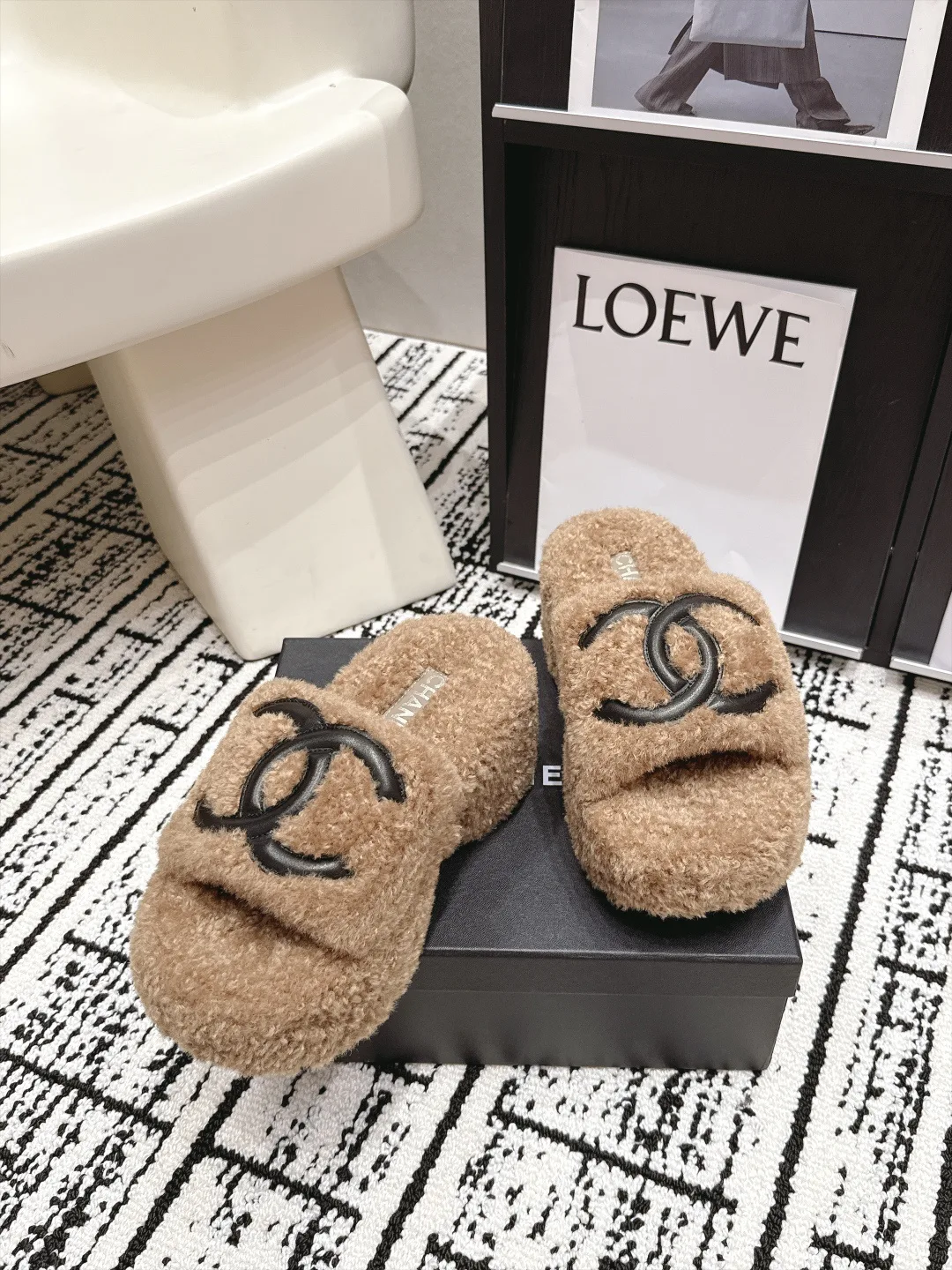 Women's Slippers CHANEL 18054517