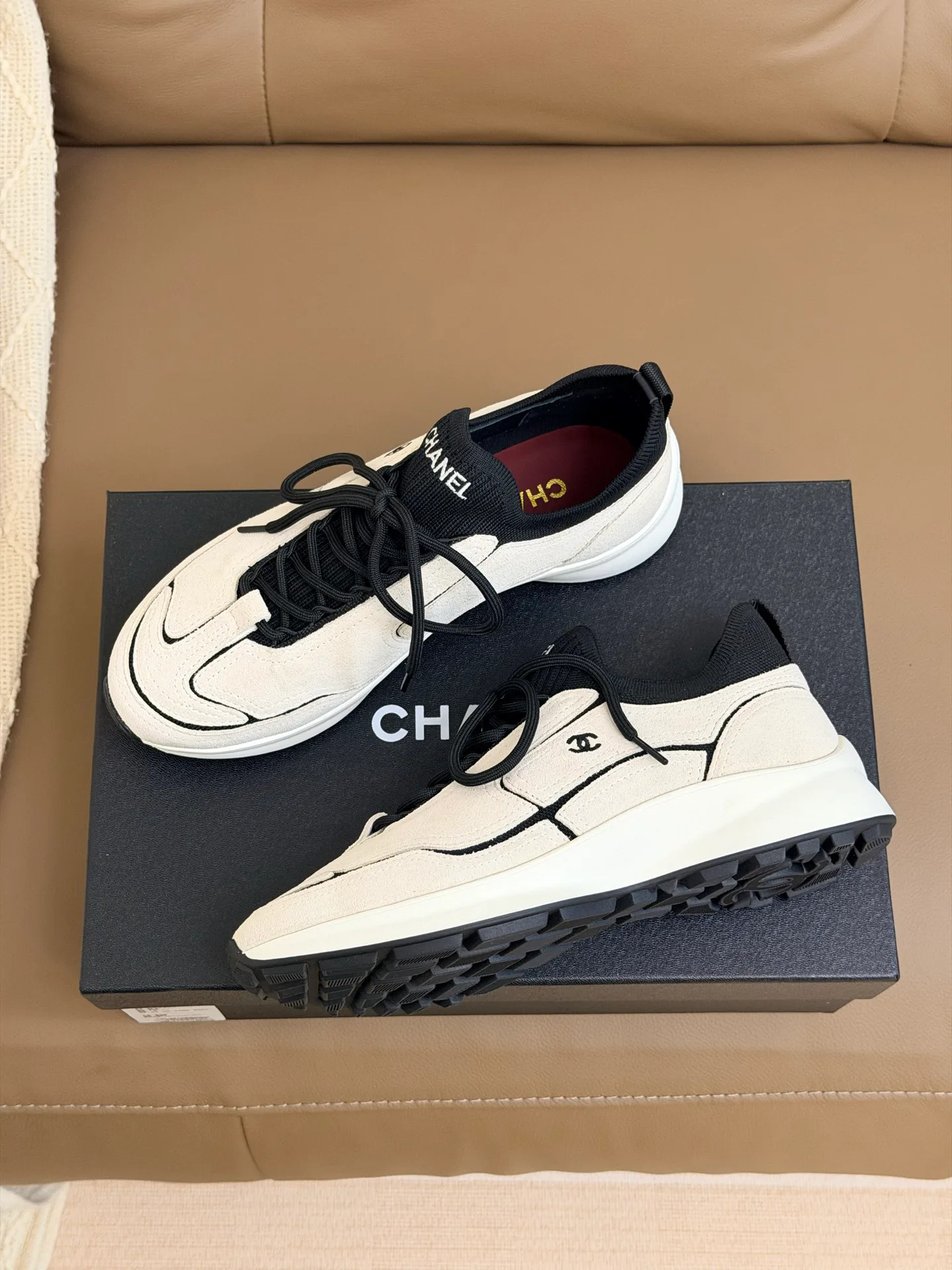 Women's Sneakers CHANEL 17510608