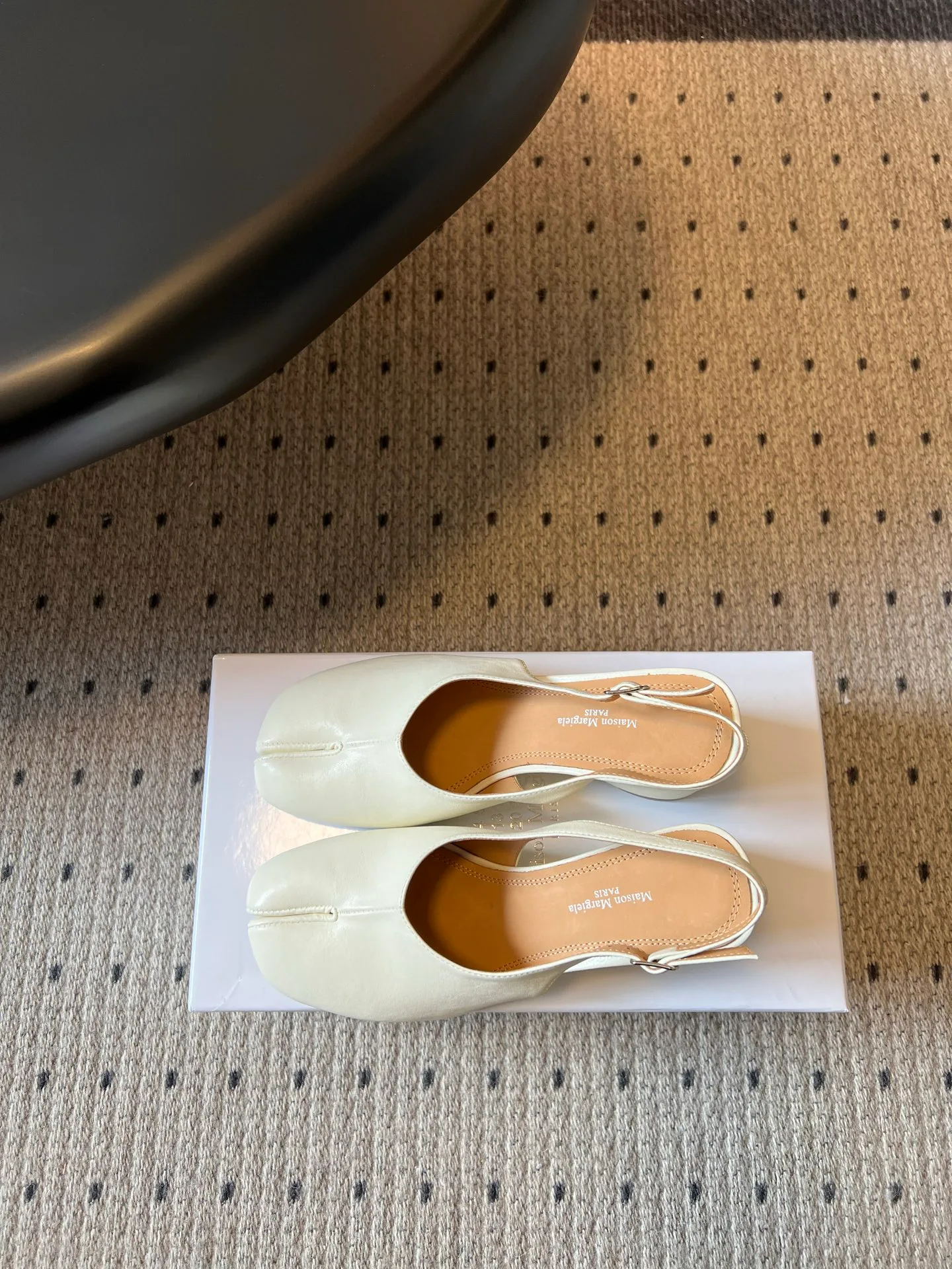 Women's Open-Toe Sandals MAISON MARGIELA 18121050