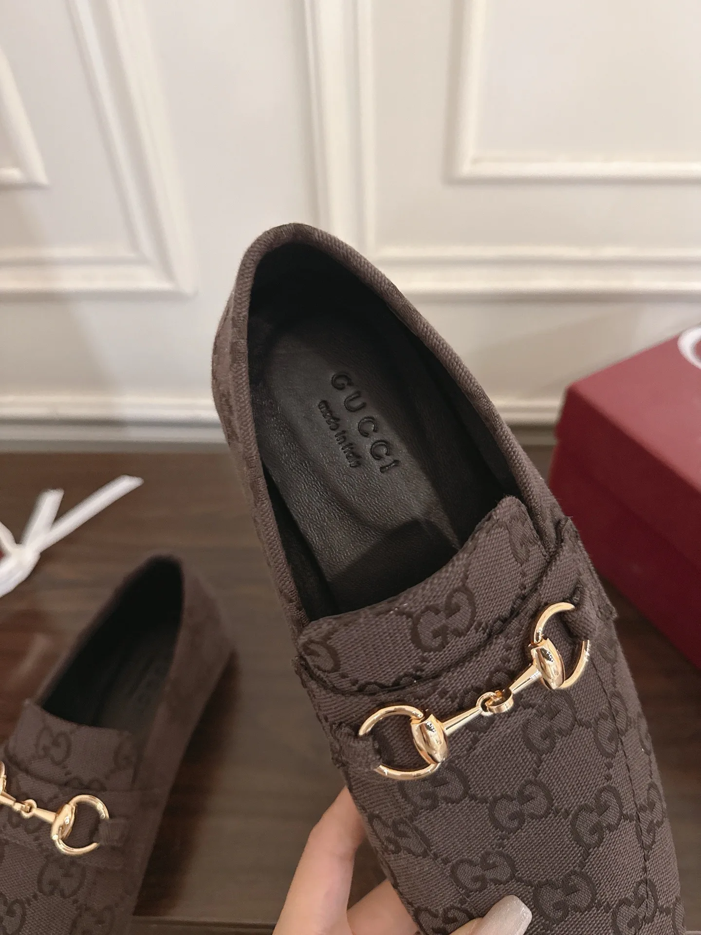 Women's Loafers And Moccasins GUCCI 17956773