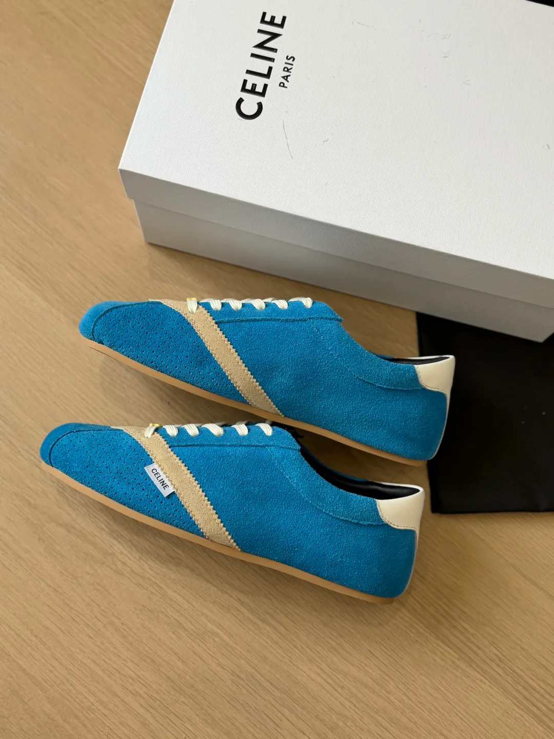 Women's Sneakers CELINE 18224061