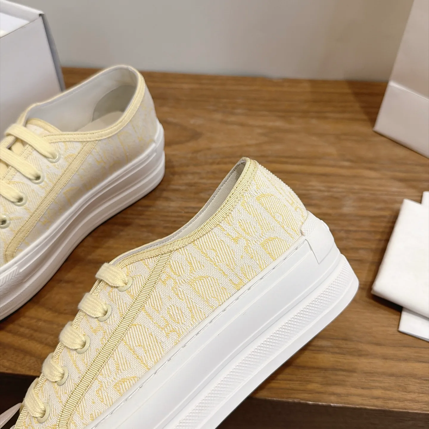 Women's Sneakers CHRISTIAN DIOR 18034460