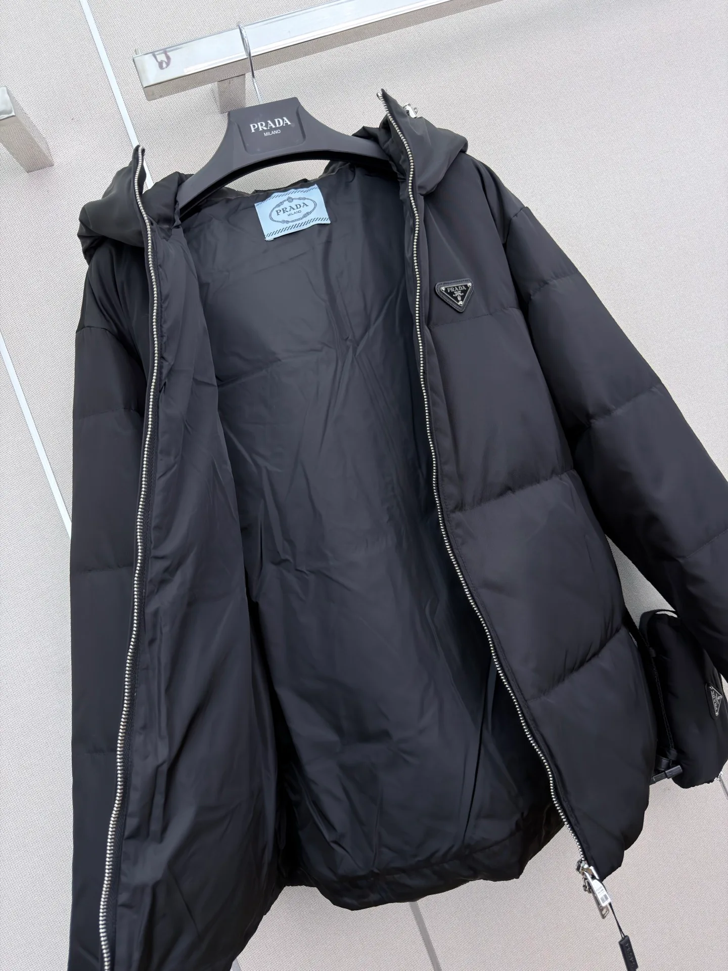 Women's Jackets And Down Jackets PRADA 18185821