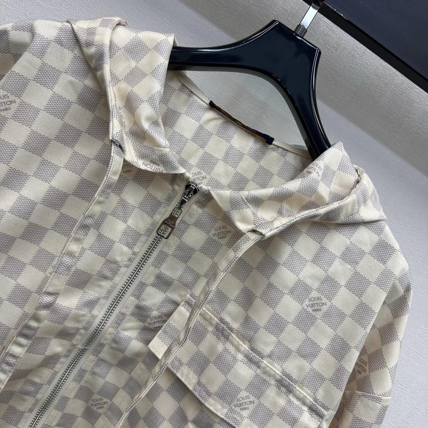 Women's Jackets And Down Jackets LOUIS VUITTON 18228475