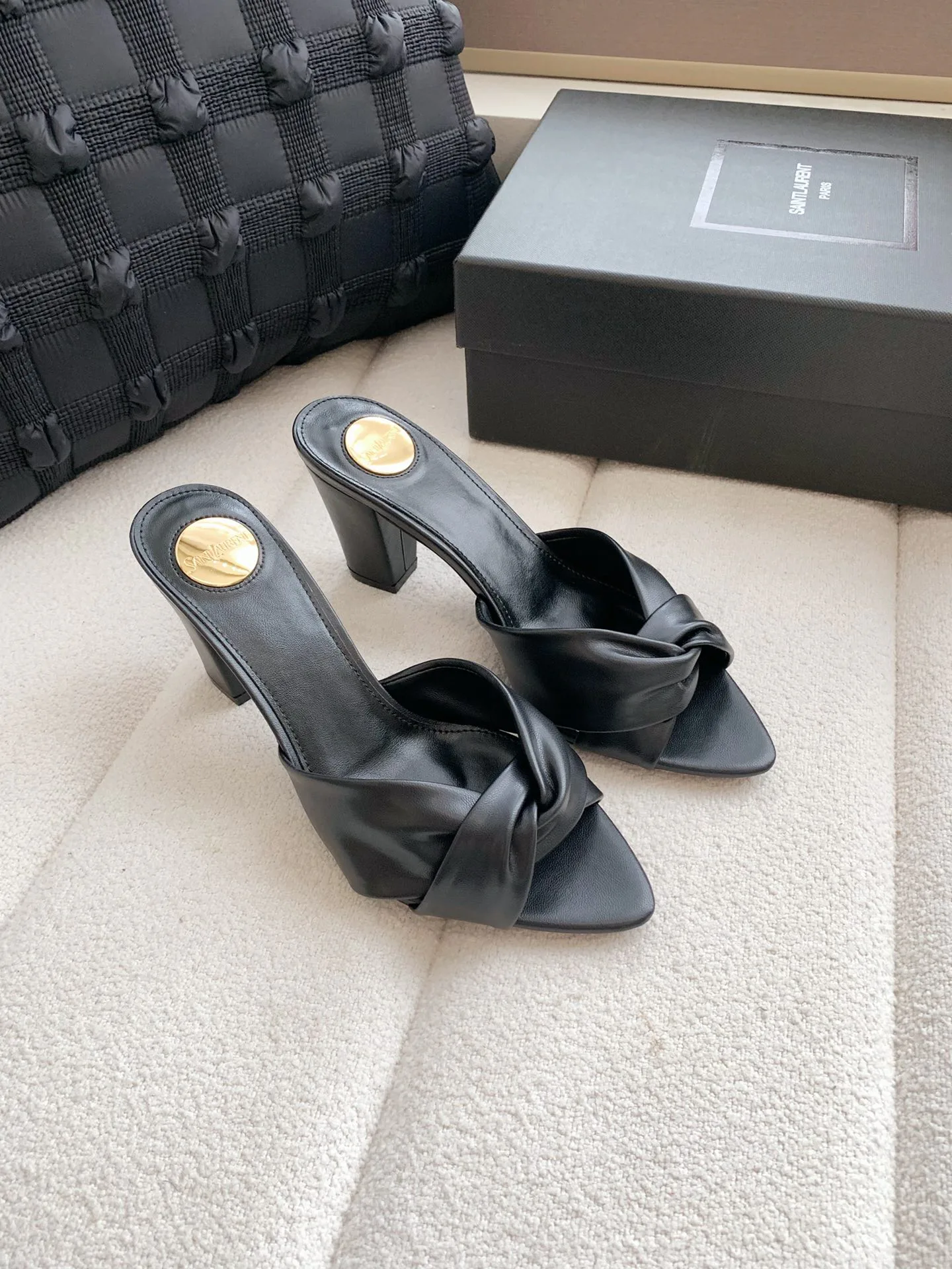 Women's Mules And Clogs SAINT LAURENT 17371747
