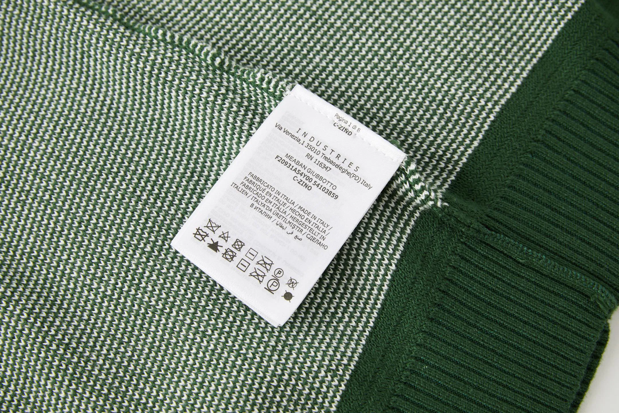 Women's Jumpers And Sweaters MONCLER 18042886