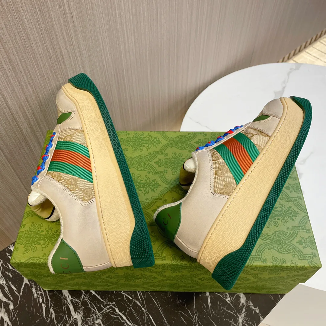 Women's Sneakers GUCCI 17897019