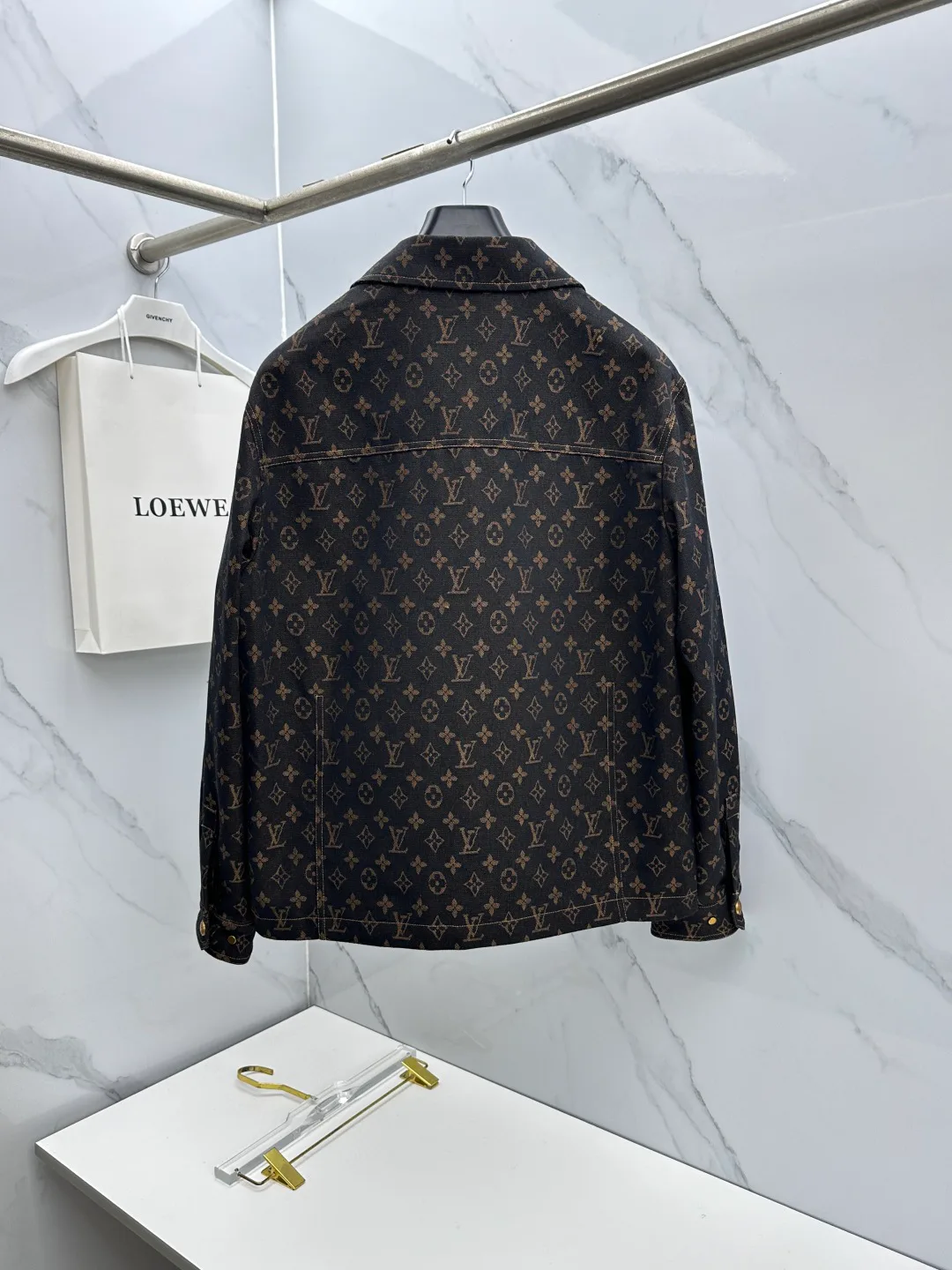 Men's Jackets And Down Jackets LOUIS VUITTON 18246796