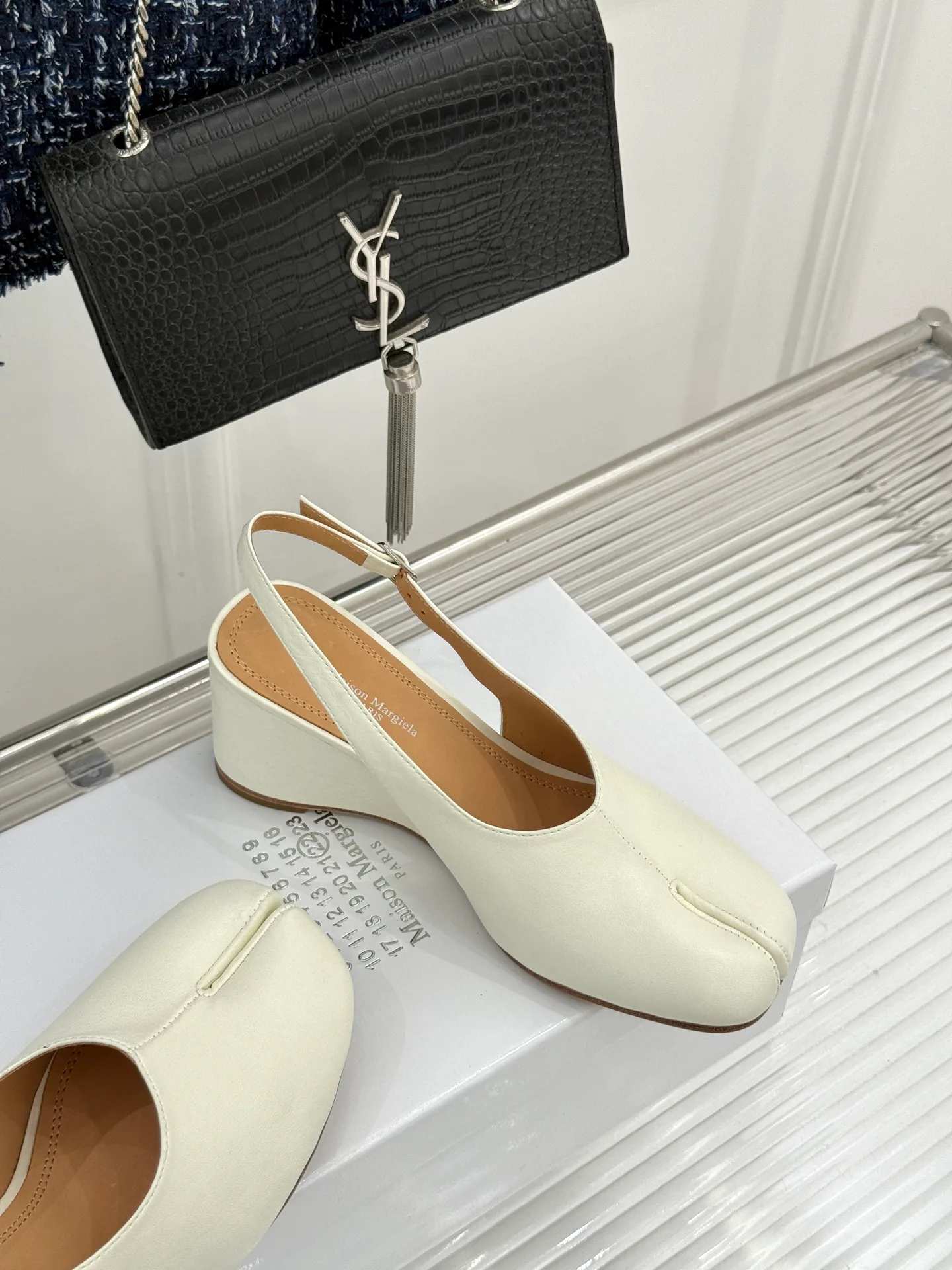 Women's Open-Toe Sandals MAISON MARGIELA 17646514