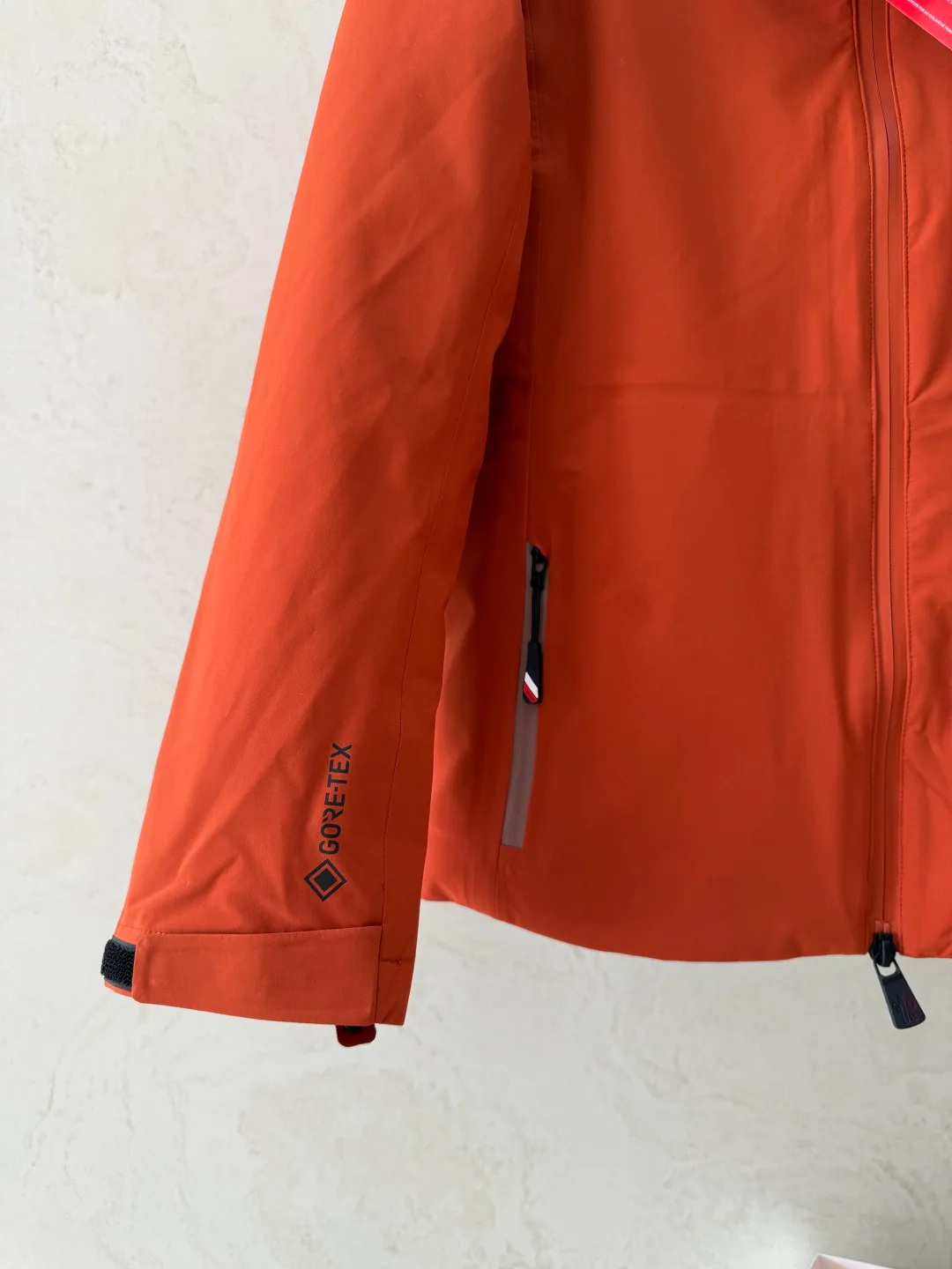 Women's Jackets And Down Jackets MONCLER 18043545