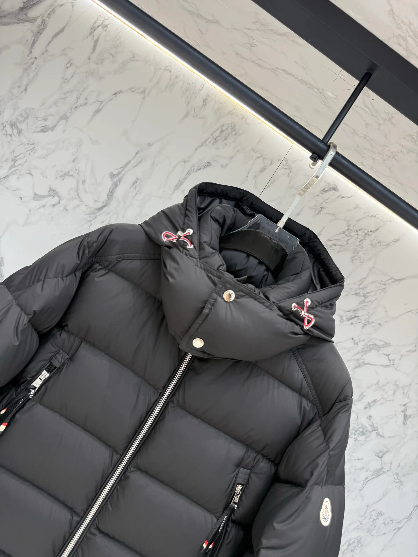 Men's Jackets And Down Jackets MONCLER 18046520