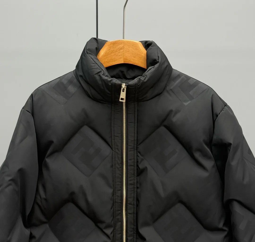 Women's Jackets And Down Jackets FENDI 18106479