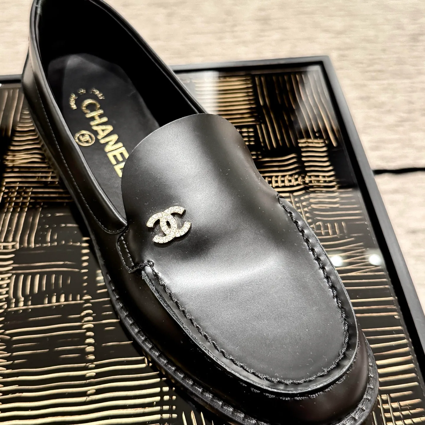 Women's Loafers And Moccasins CHANEL 18450786