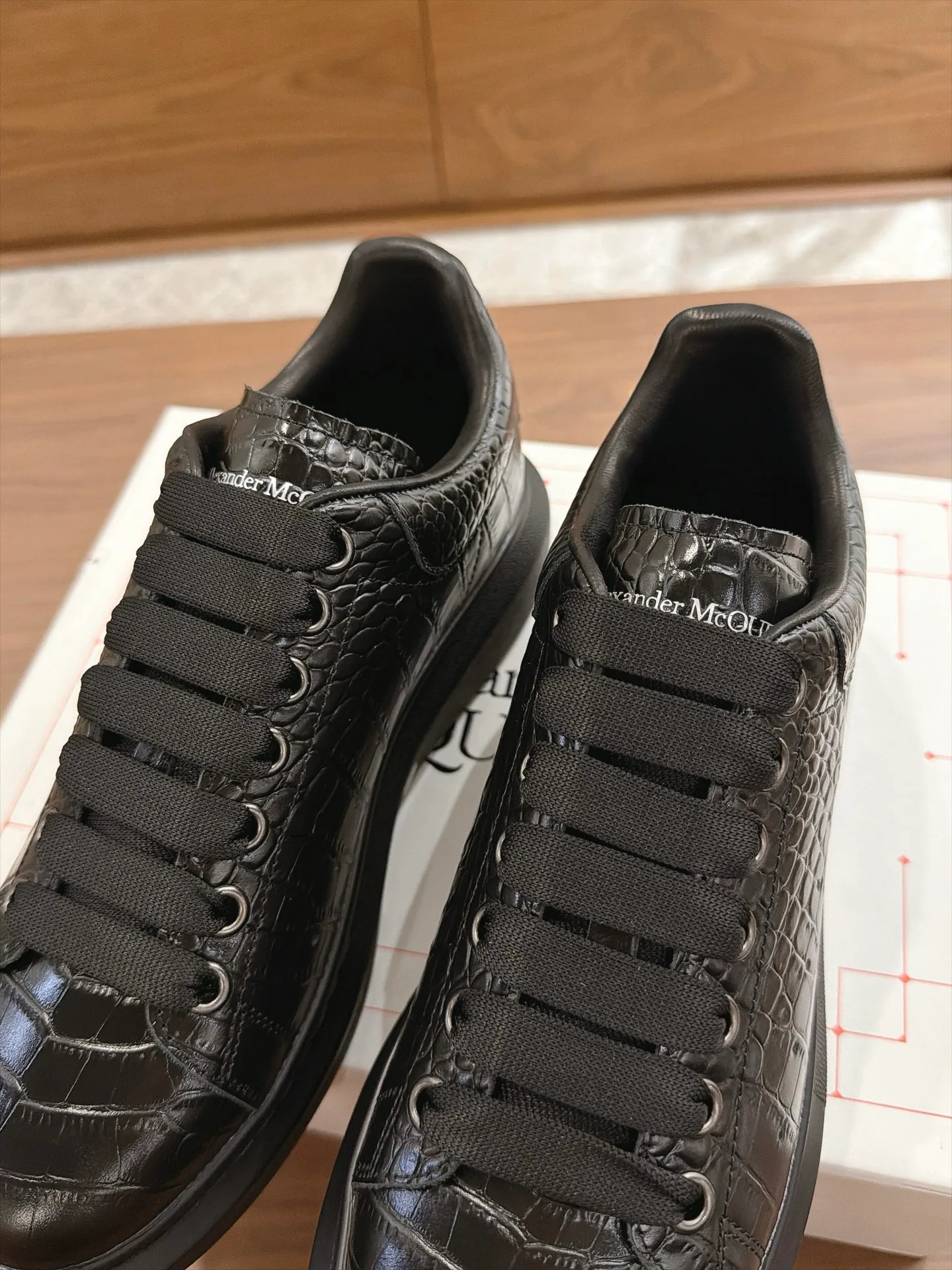 Women's Sneakers ALEXANDER MCQUEEN 18159798