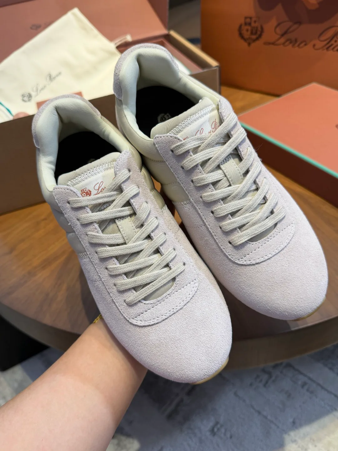 Women's Sneakers LORO PIANA 18468816