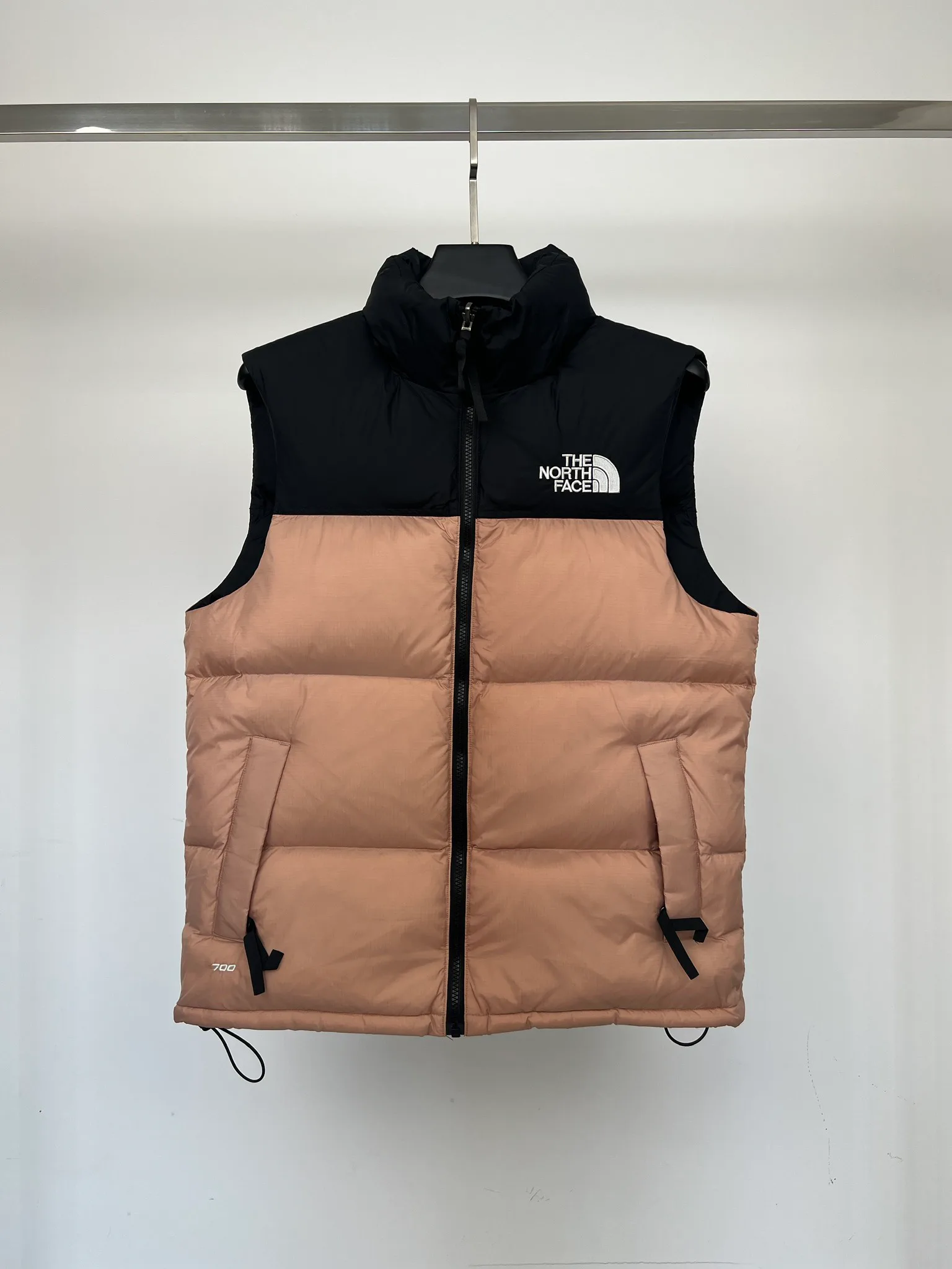 Women's Vests THE NORTH FACE 18416031
