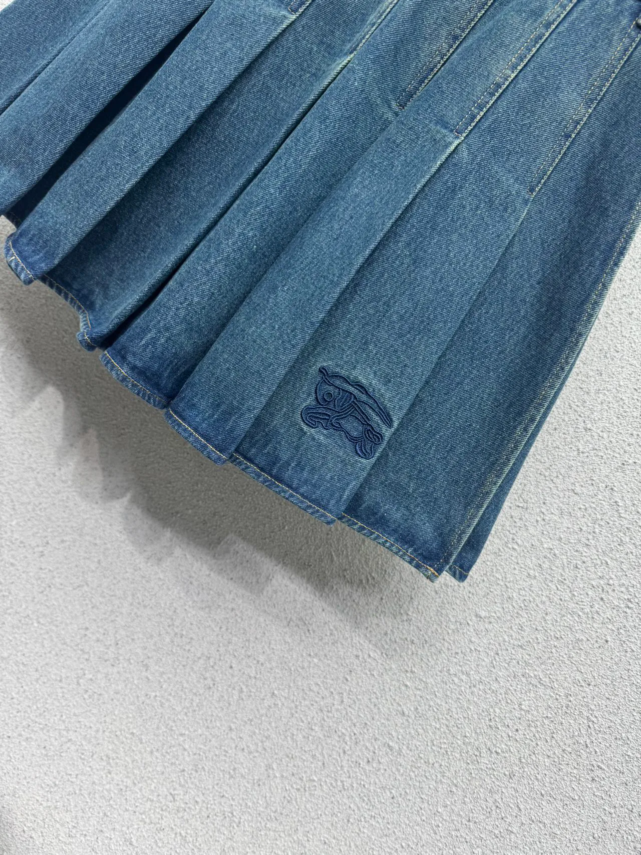 Women's Skirts BURBERRY 18184326