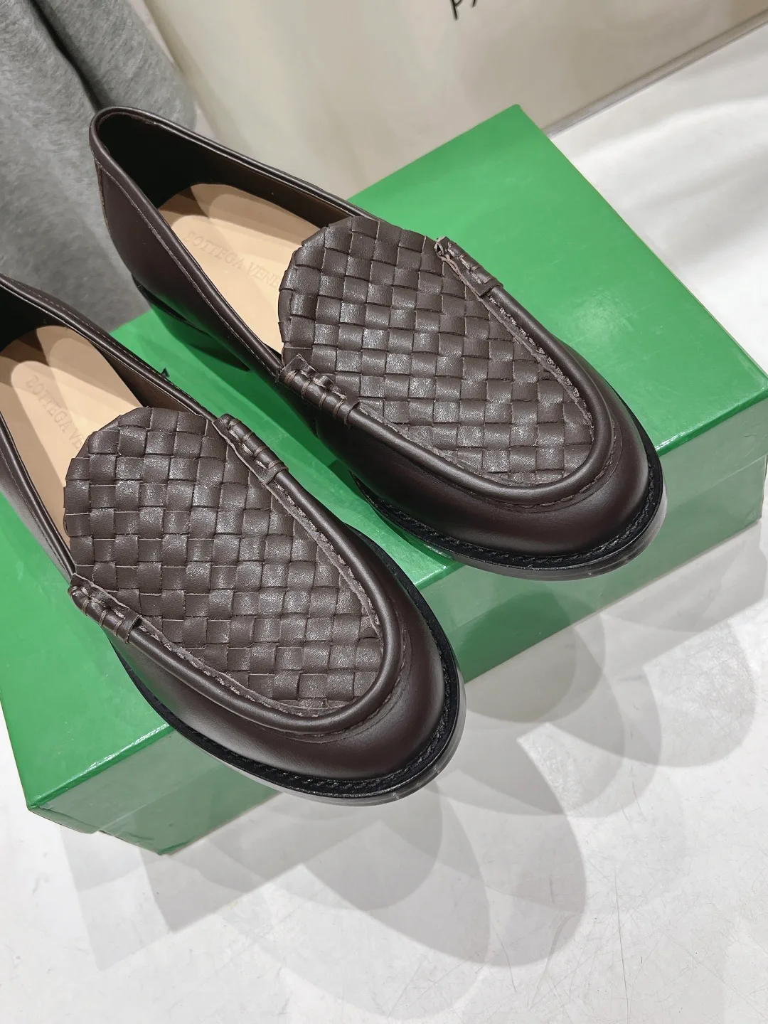 Women's Loafers And Moccasins BOTTEGA VENETA 17425352