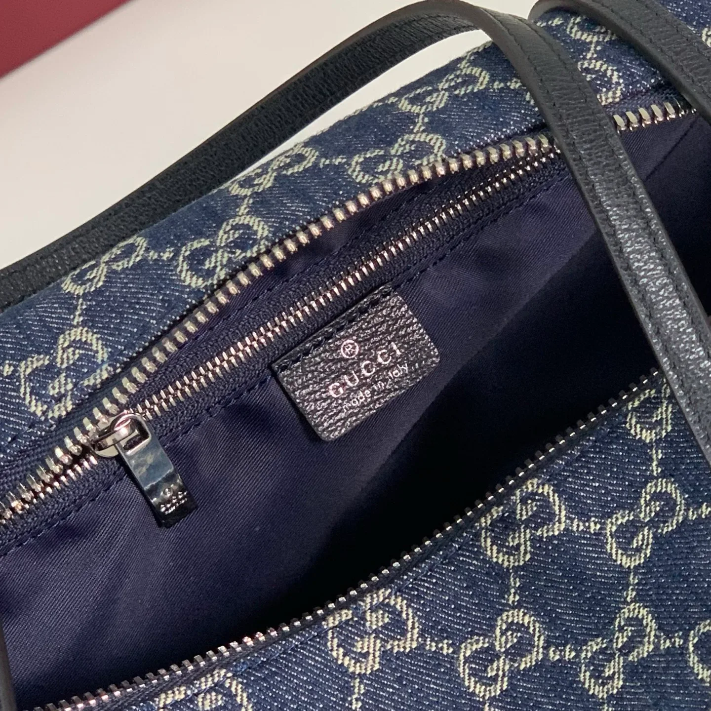 Women's Classic Handbags GUCCI 17585990