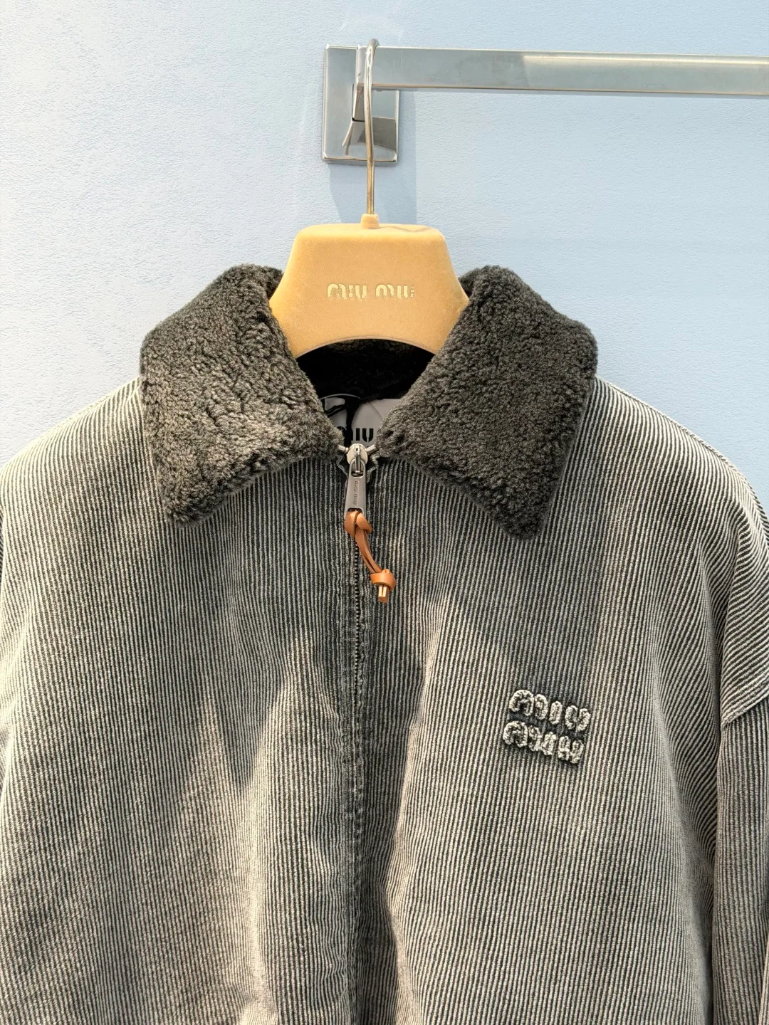 Women's Jackets And Down Jackets MIU MIU 18374143
