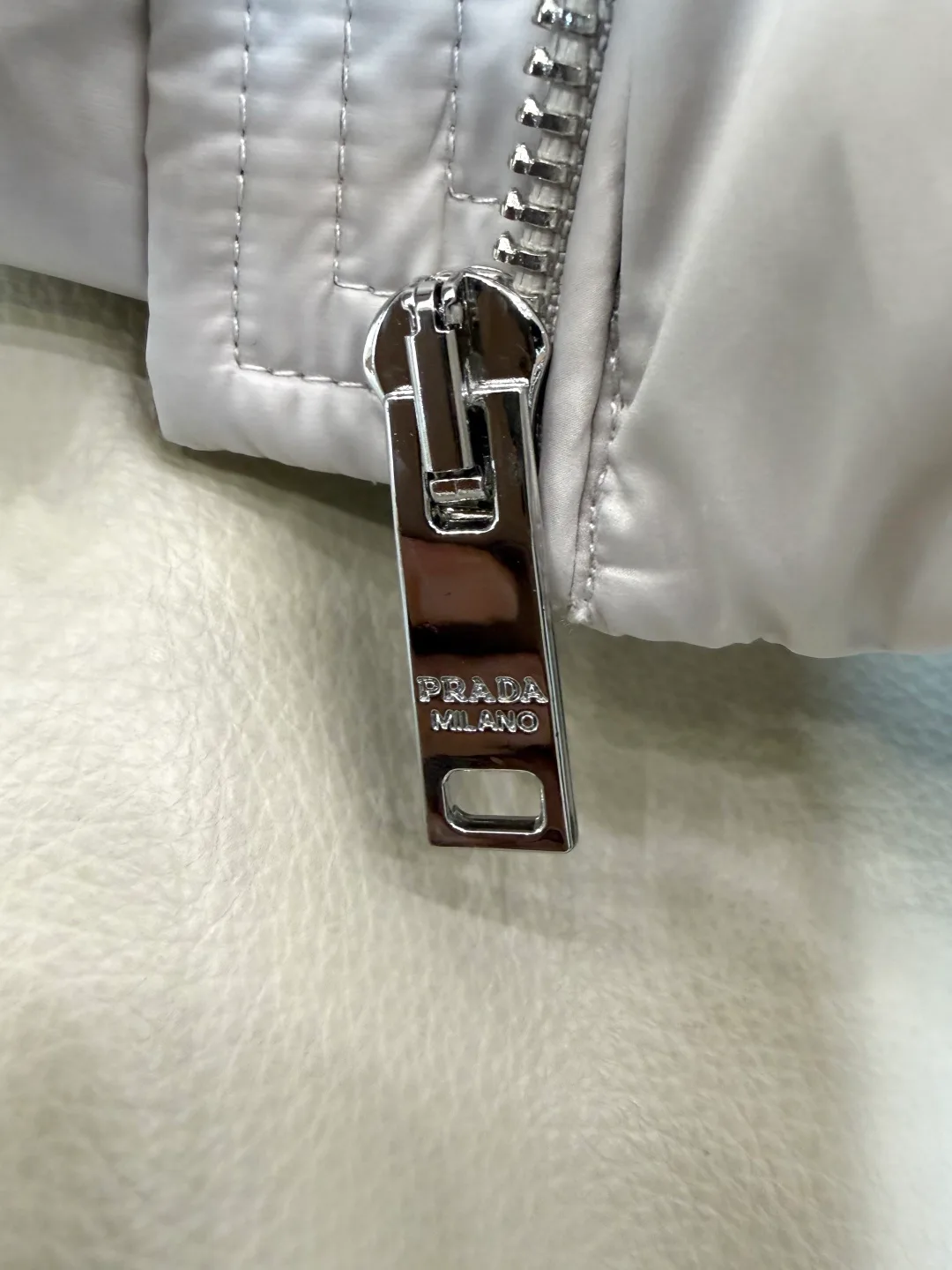Women's Jackets And Down Jackets PRADA 18226355
