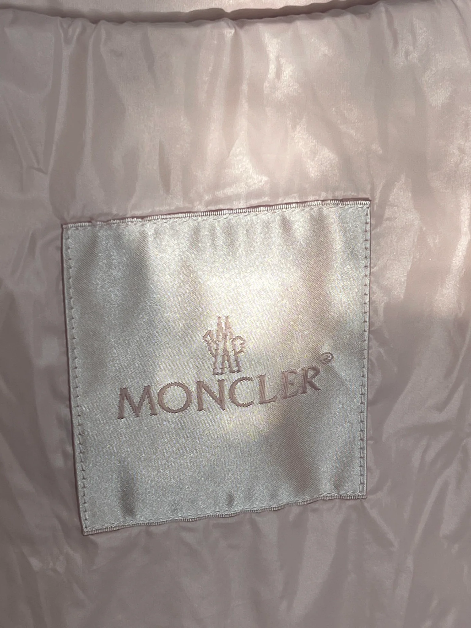 Women's Jackets And Down Jackets MONCLER 18416133