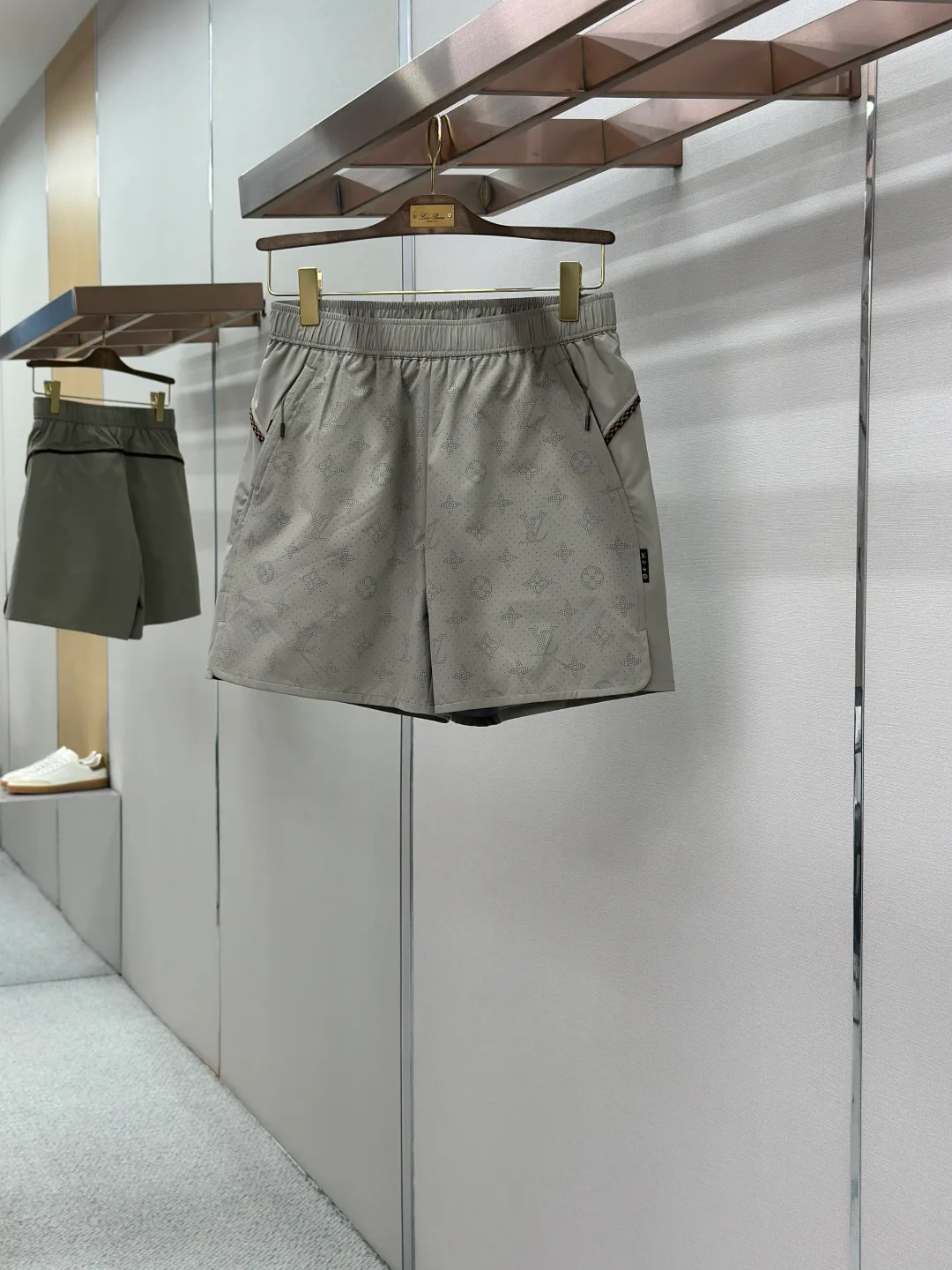 Men's Shorts LOUIS VUITTON 17361733