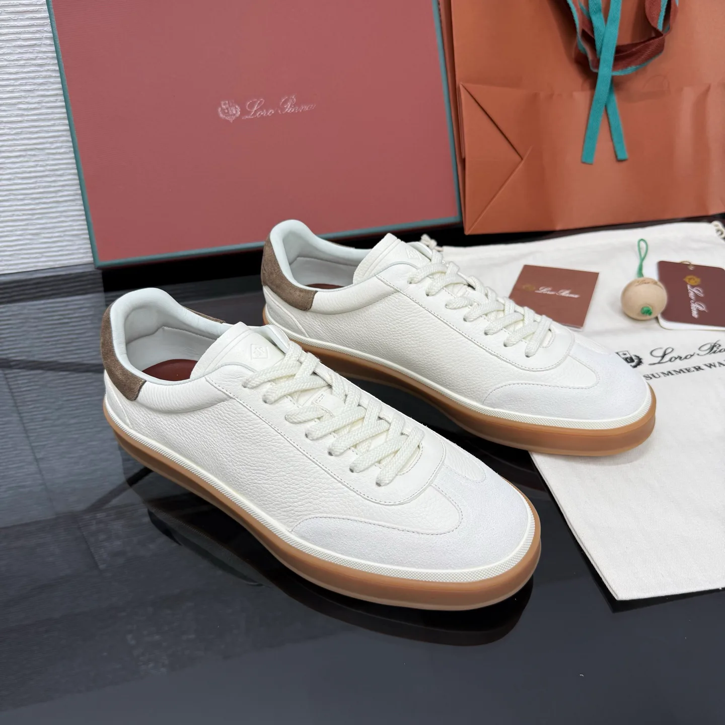 Women's Sneakers LORO PIANA 17955582