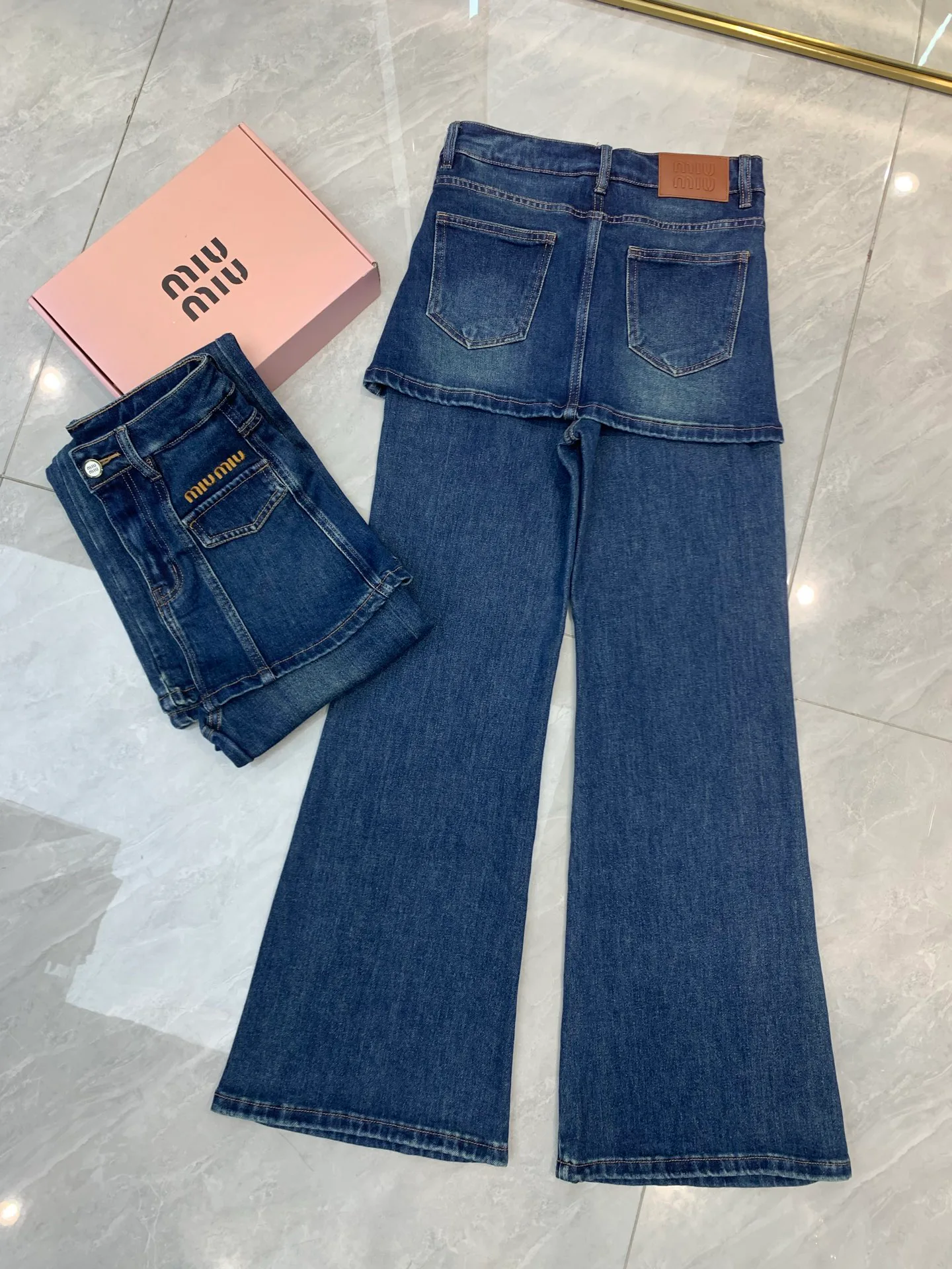 Women's Jeans MIU MIU 18247050