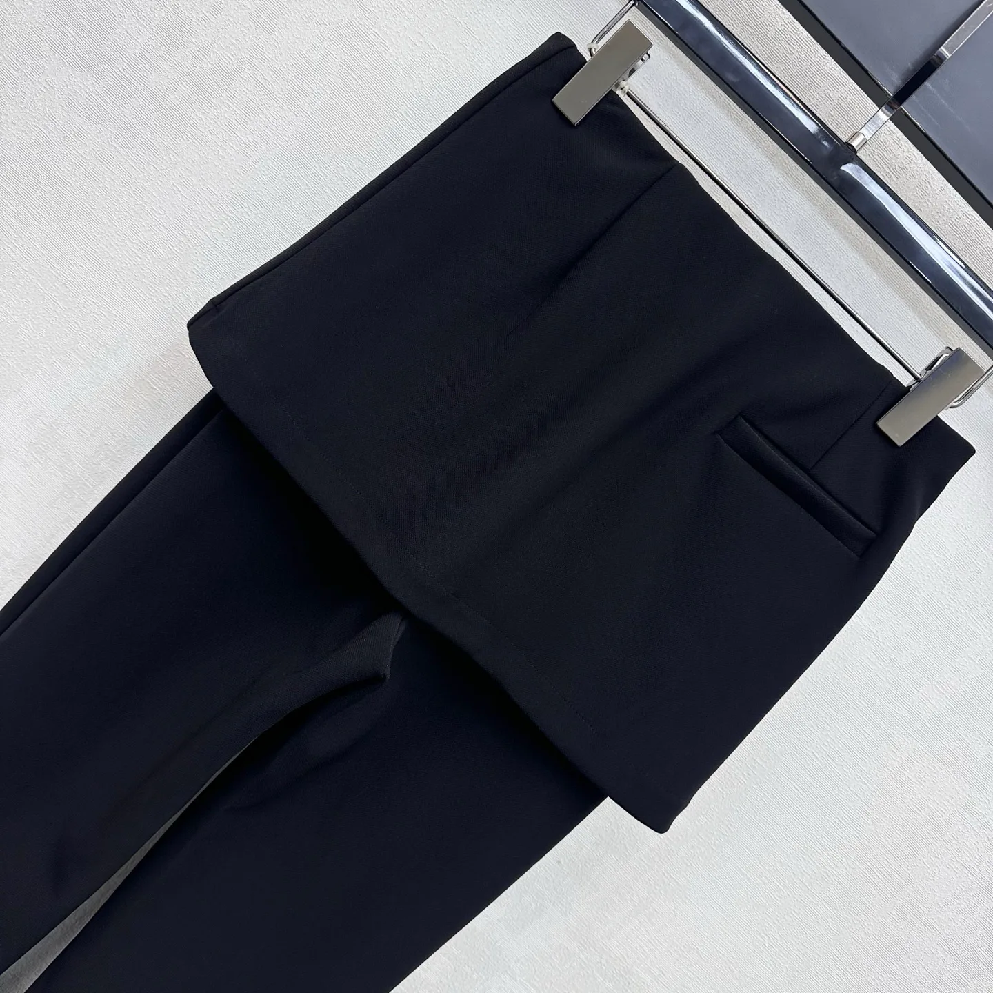 Women's Trousers PRADA 17877555