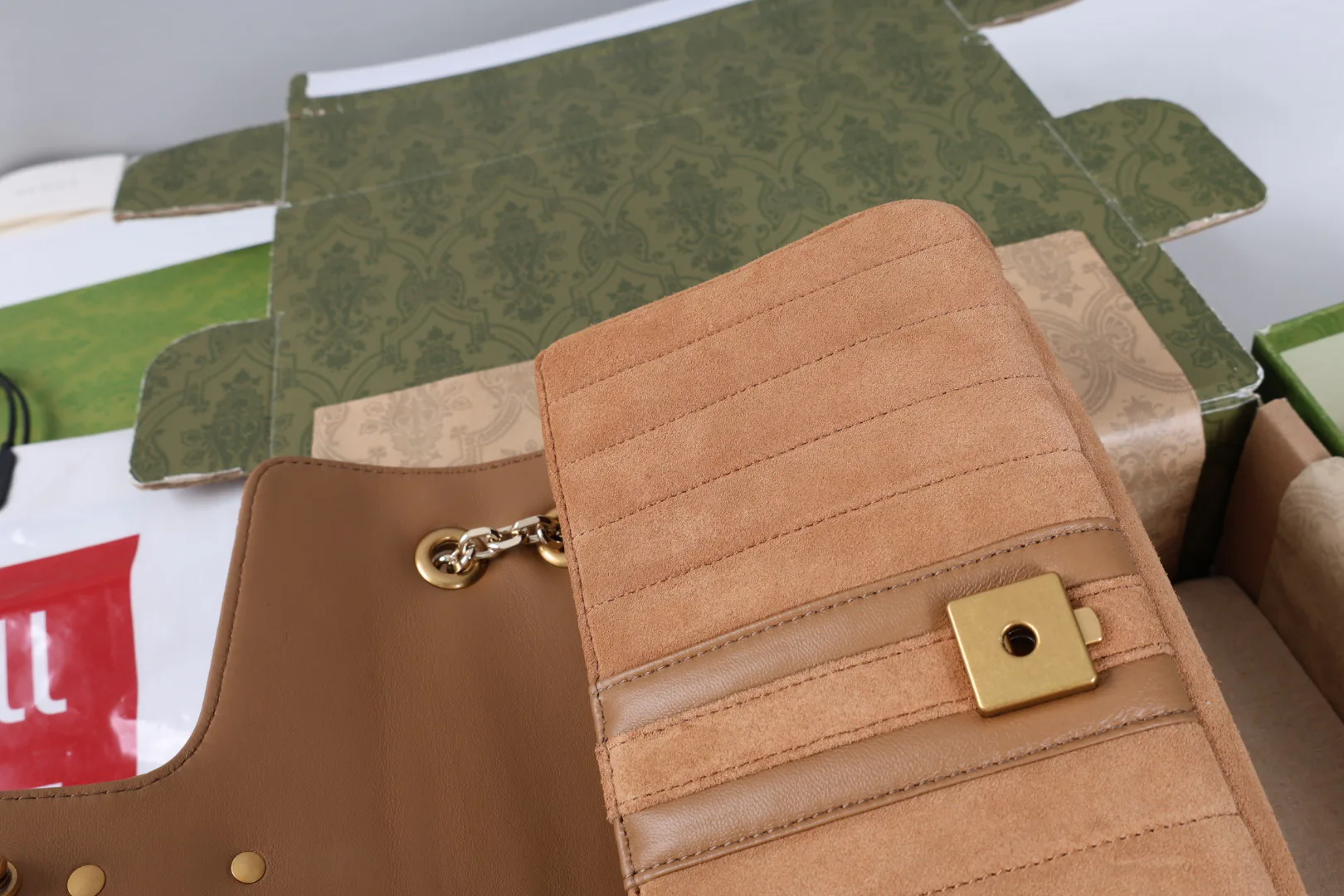 Women's Classic Handbags GUCCI 18004291