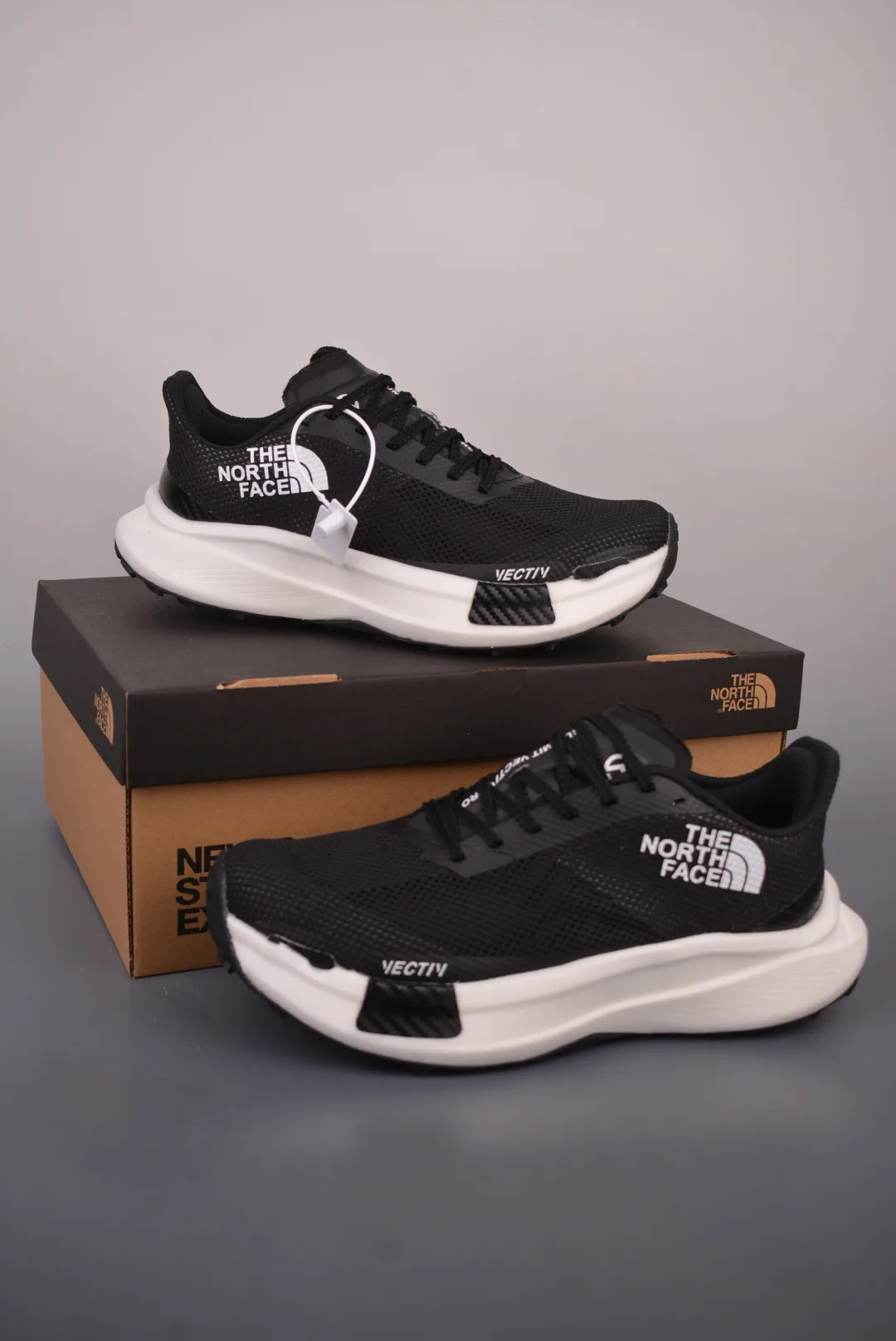 Women's Sneakers THE NORTH FACE 17576763