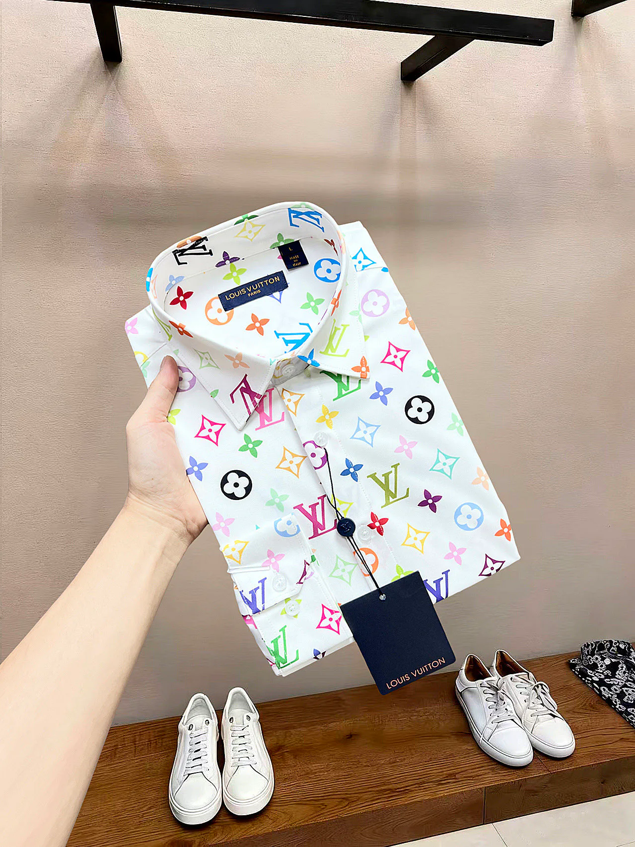 Men's Shirts LOUIS VUITTON 18097921