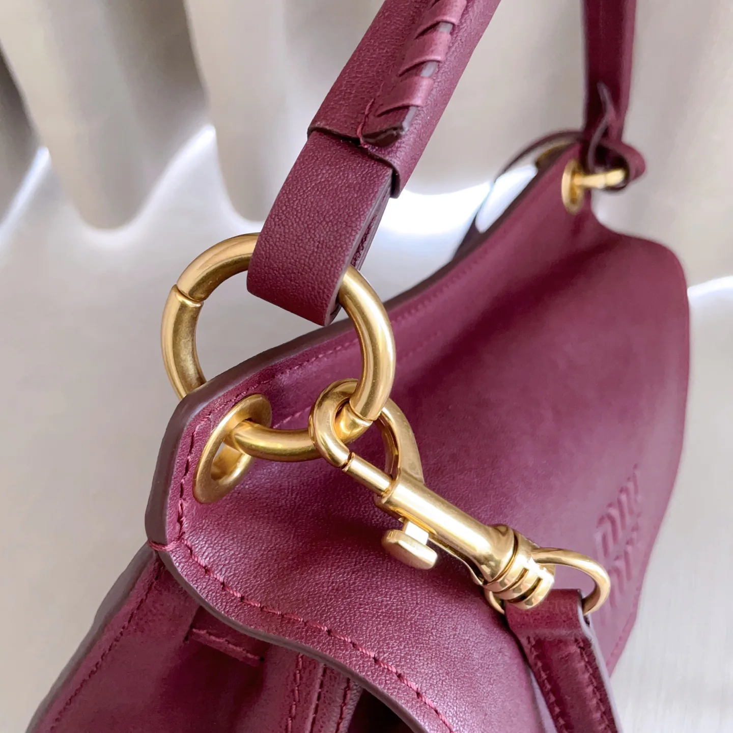 Классические Сумки Женские Miu Miu 18602470