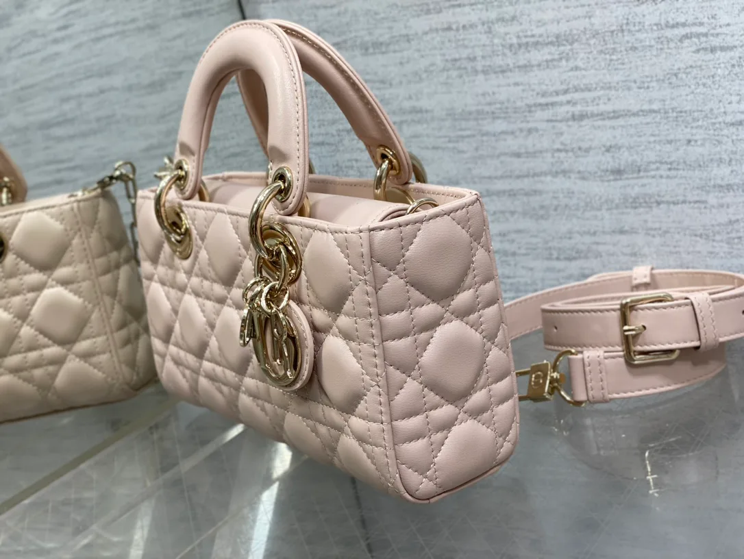 Women's Classic Handbags CHRISTIAN DIOR 17770405