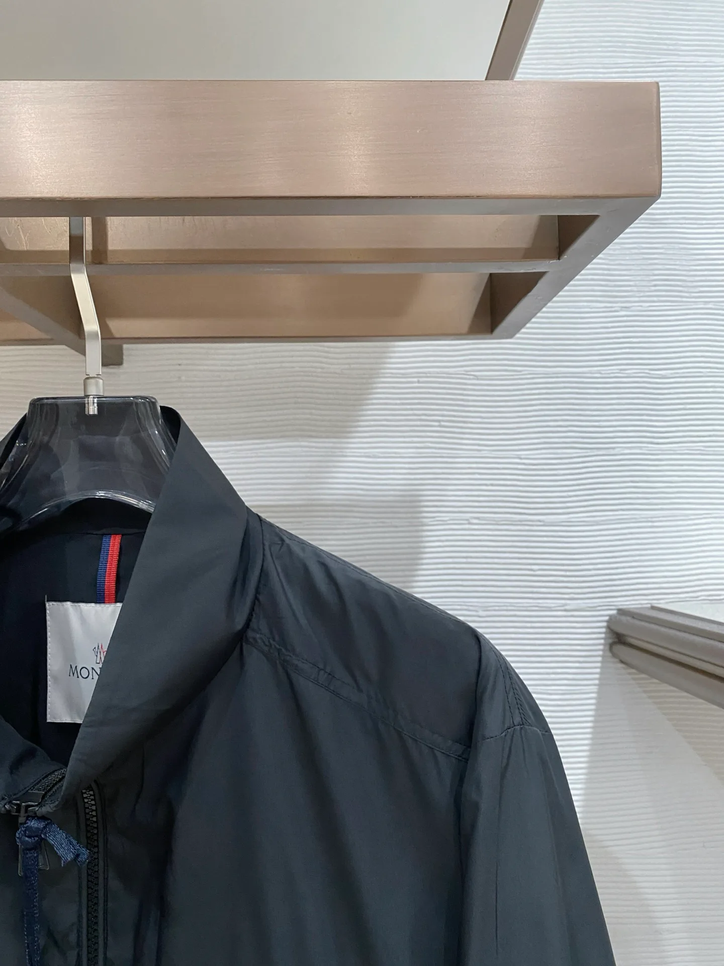 Men's Jackets And Down Jackets MONCLER 17993224