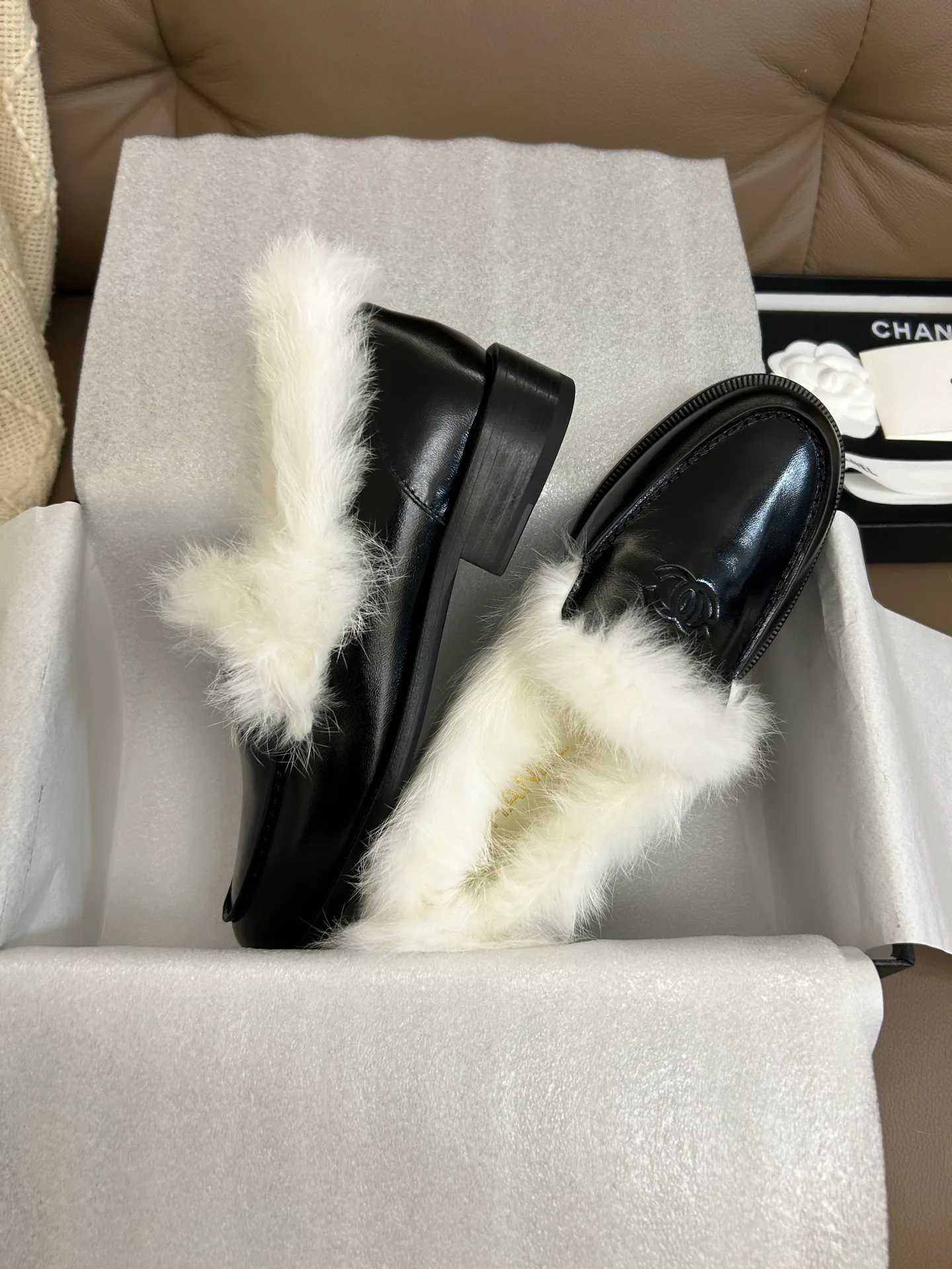 Women's Loafers And Moccasins CHANEL 17886130