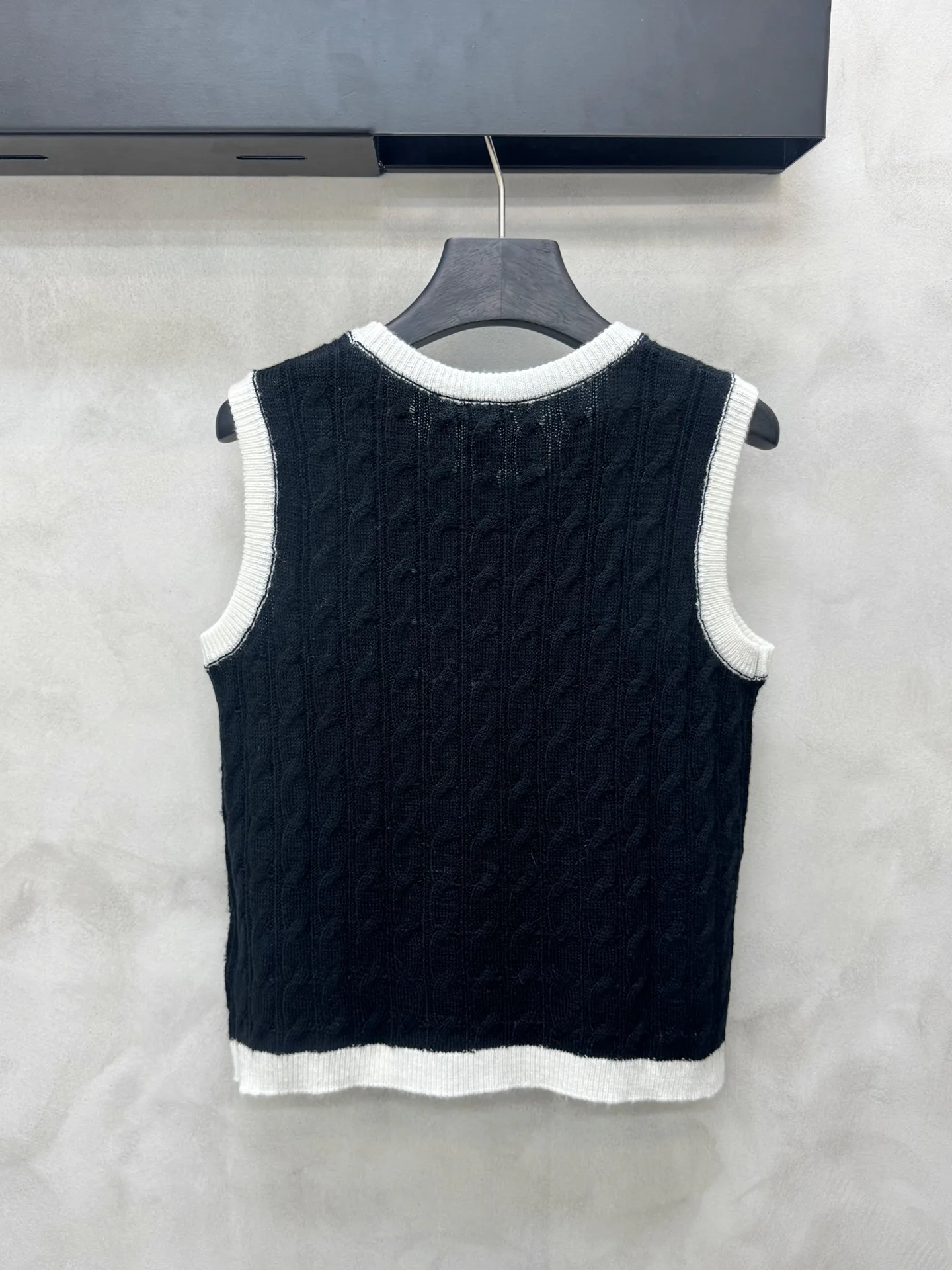 Women's Vests CHANEL 18138283