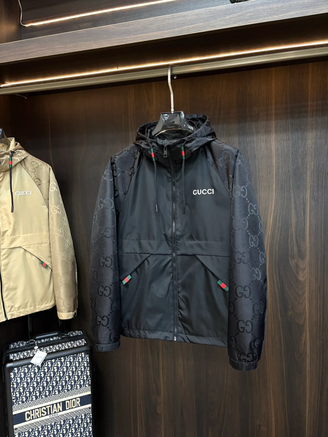 Women's Jackets And Down Jackets GUCCI 18157277