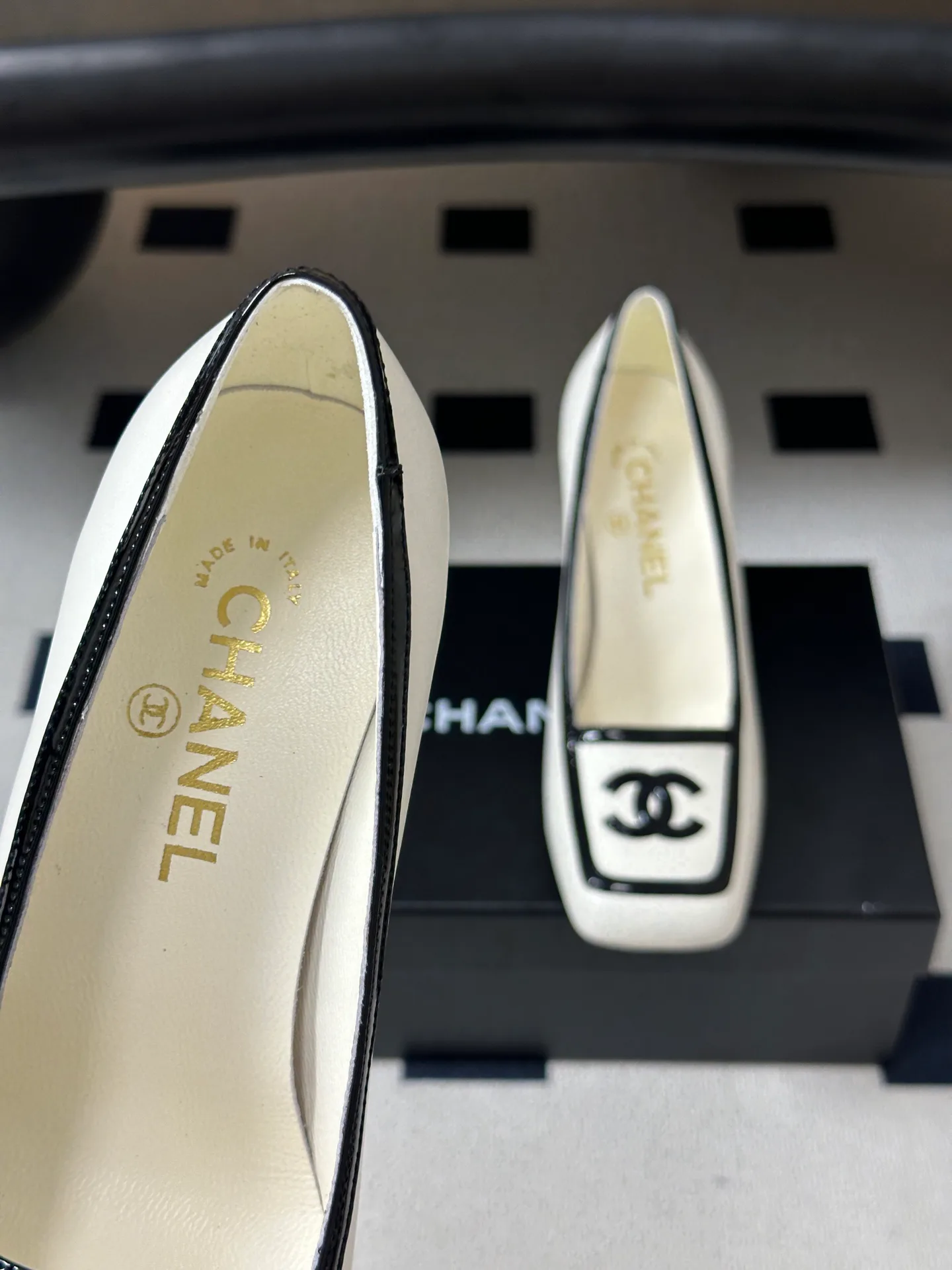 Women's Heels CHANEL 18049713