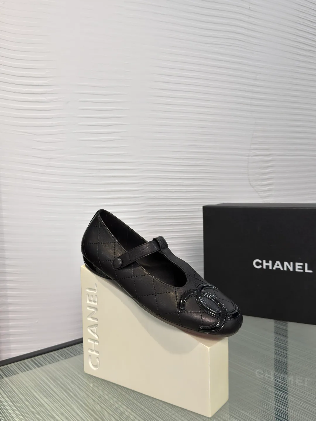 Women's Ballet Flats CHANEL 17480135