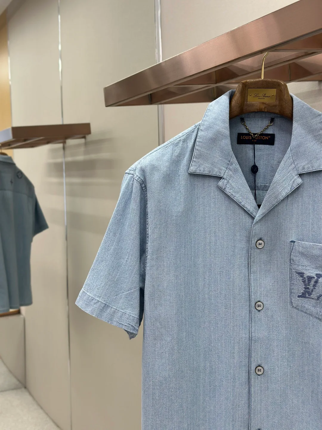 Men's Shirts LOUIS VUITTON 17288520